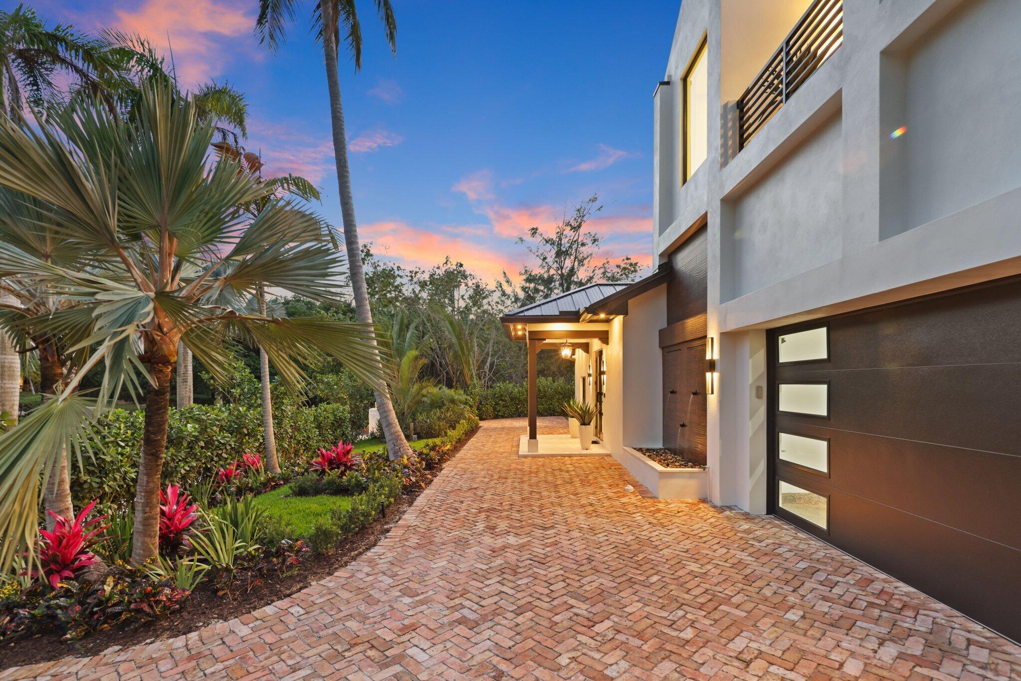 23 Coconut Ocean Ridge, FL 33435