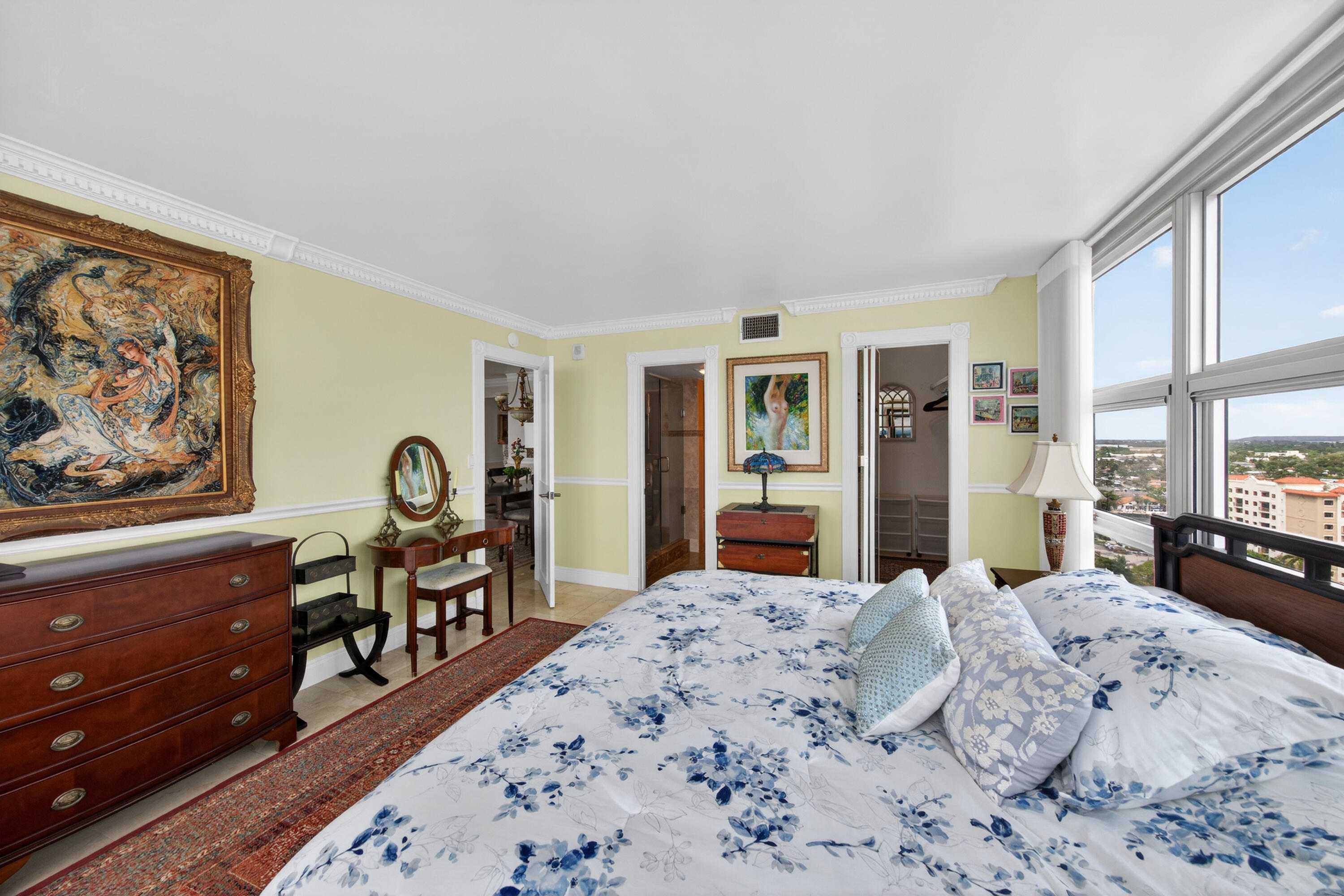 531 N Ocean #1811 Pompano Beach, FL 33062