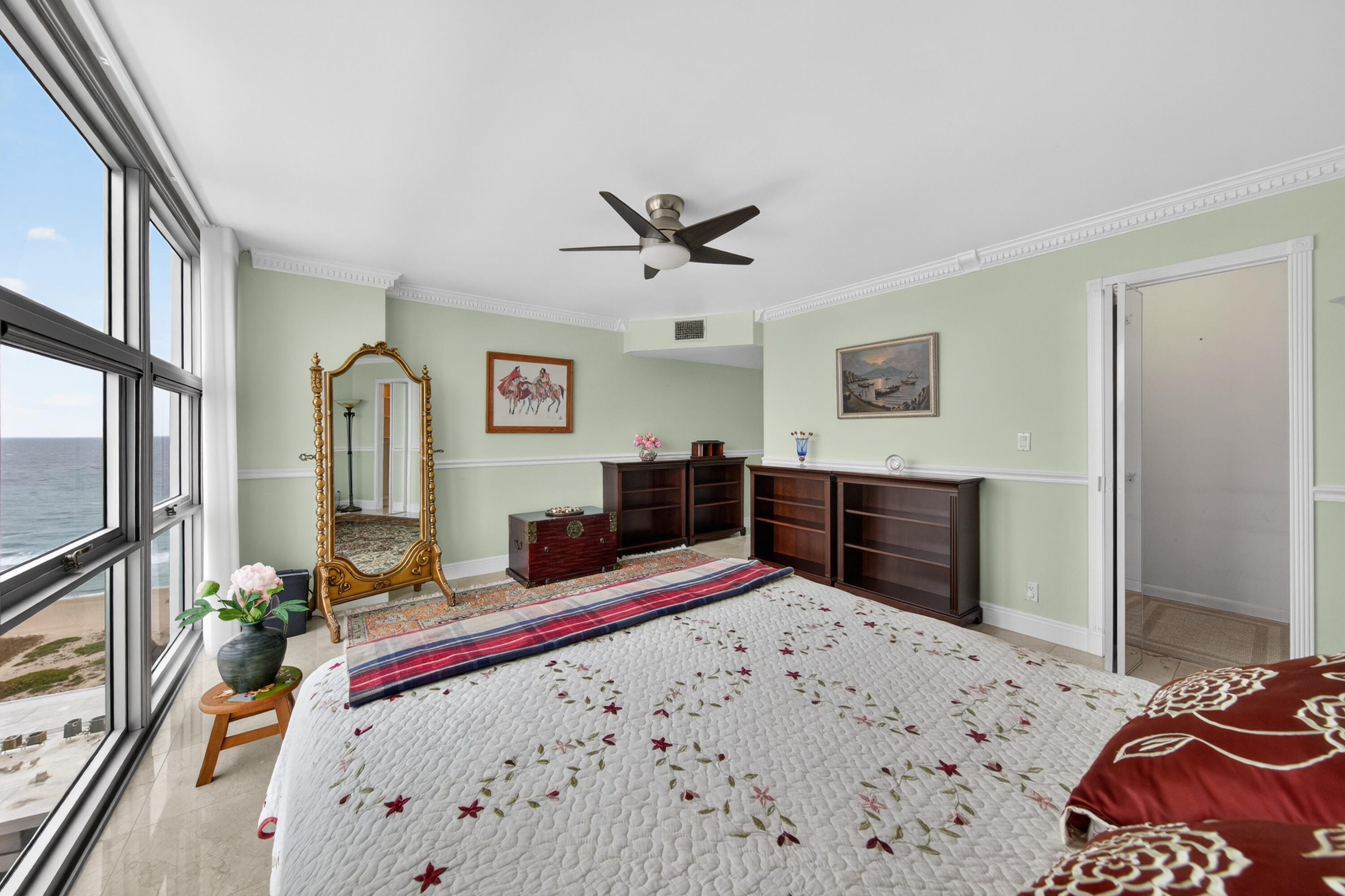 531 N Ocean #1811 Pompano Beach, FL 33062