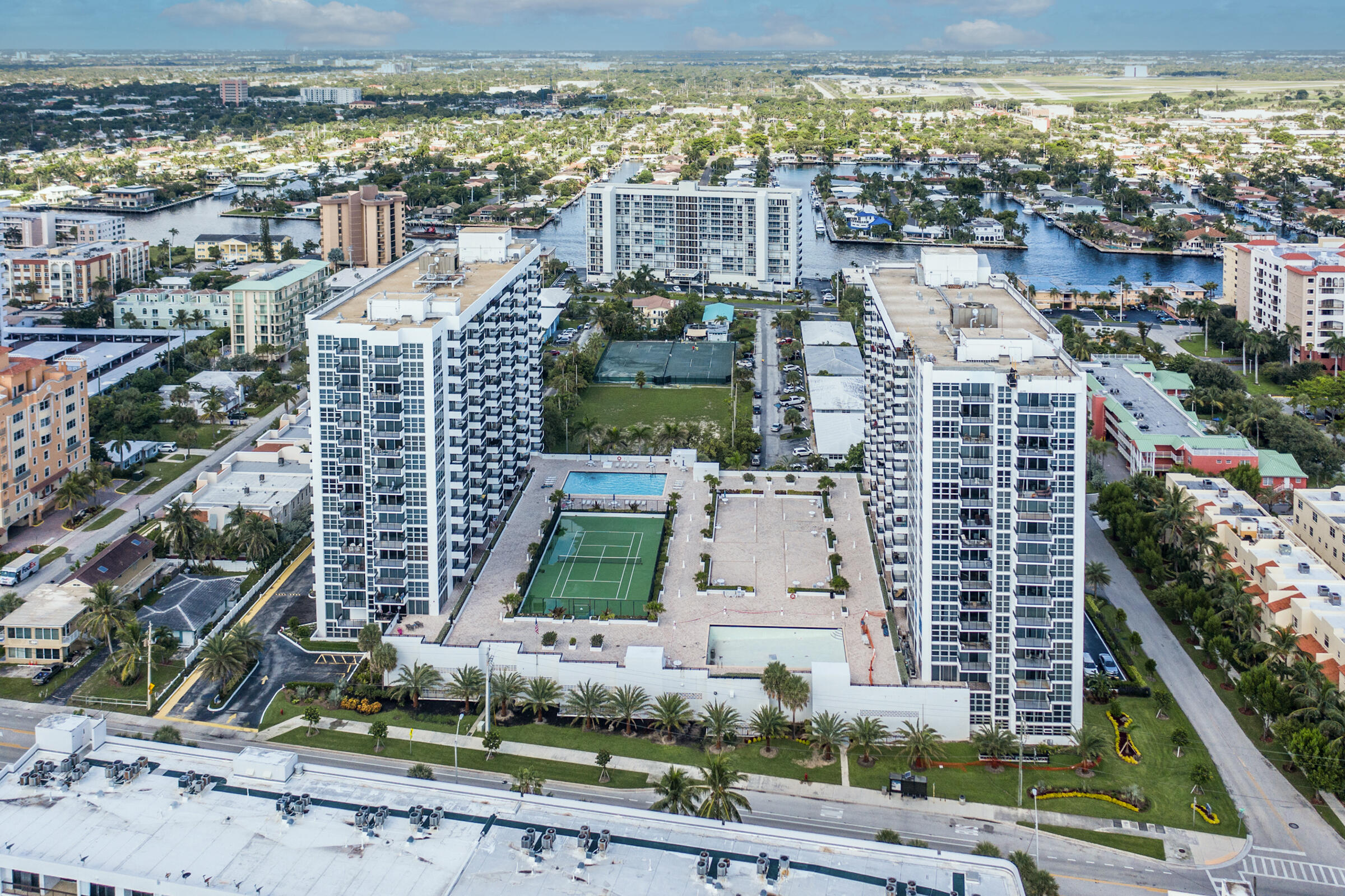 531 N Ocean #1811 Pompano Beach, FL 33062