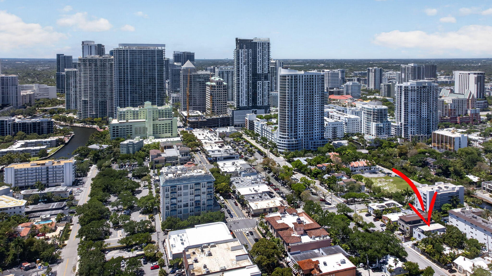 915 SE 2nd Fort Lauderdale, FL 33301