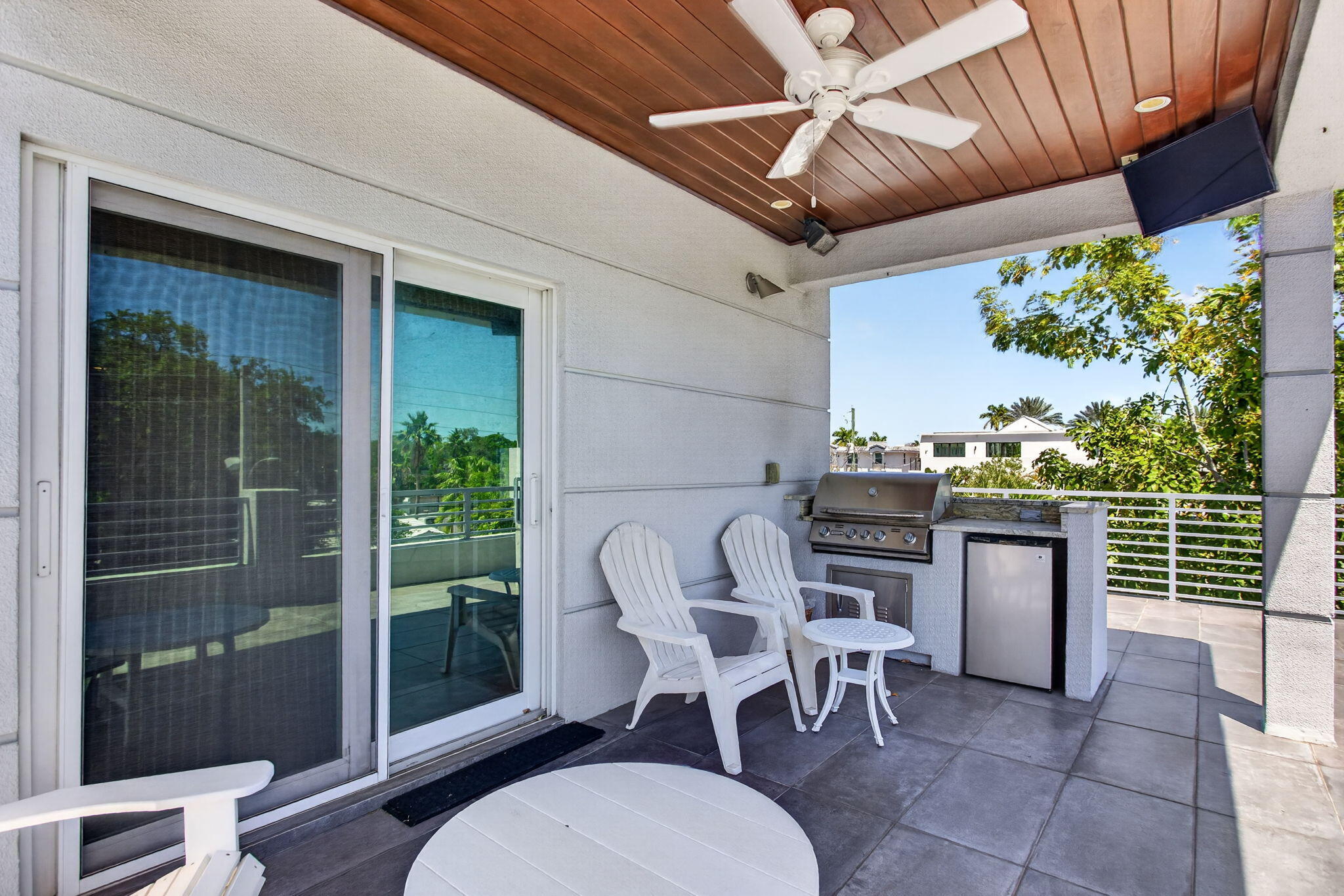 915 SE 2nd Fort Lauderdale, FL 33301