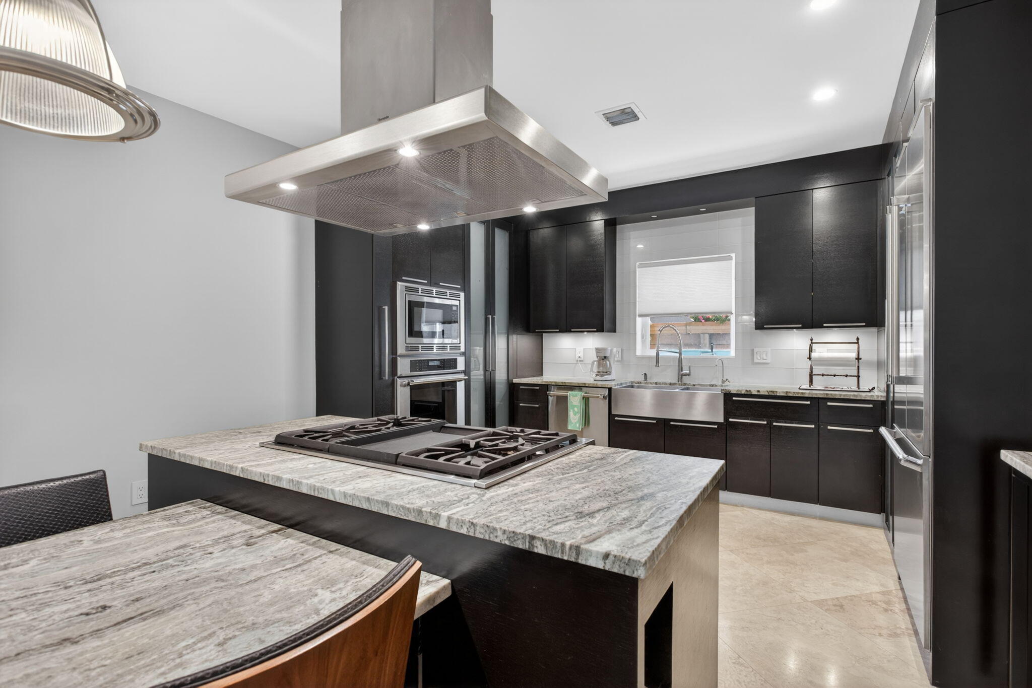 915 SE 2nd Fort Lauderdale, FL 33301