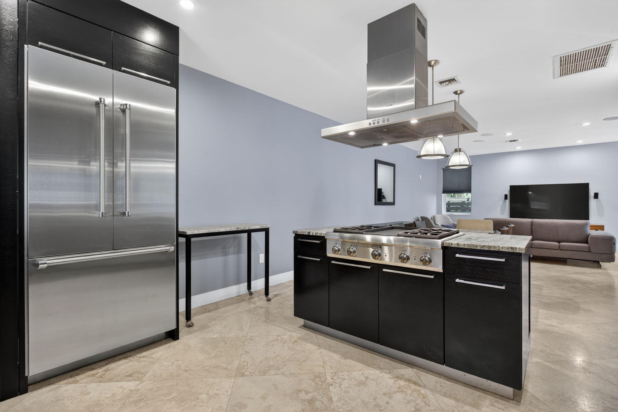 915 SE 2nd Fort Lauderdale, FL 33301