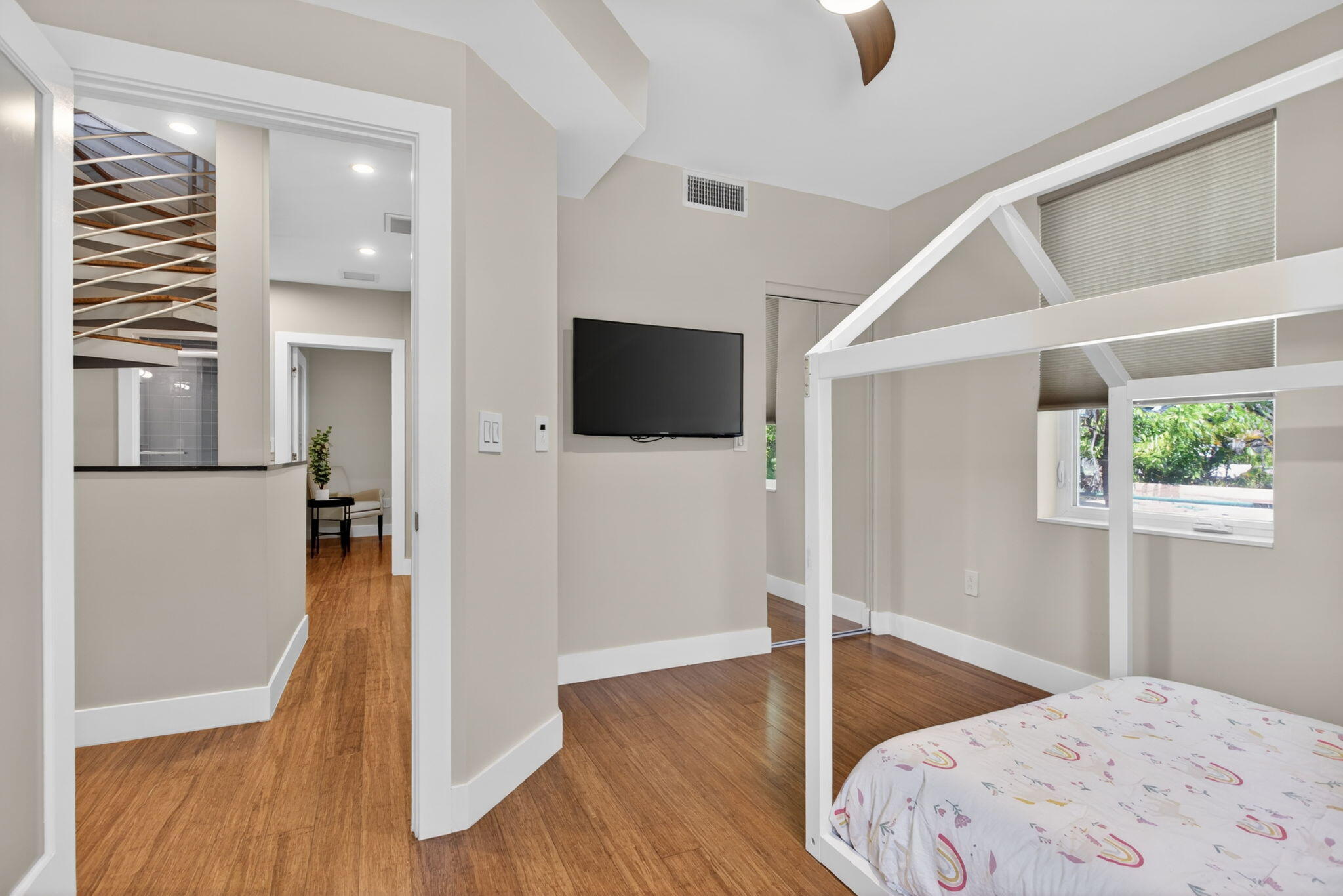 915 SE 2nd Fort Lauderdale, FL 33301
