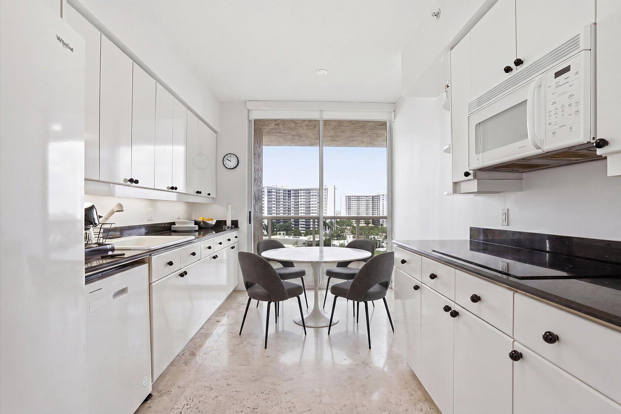 3100 N Ocean #804 Fort Lauderdale, FL 33308