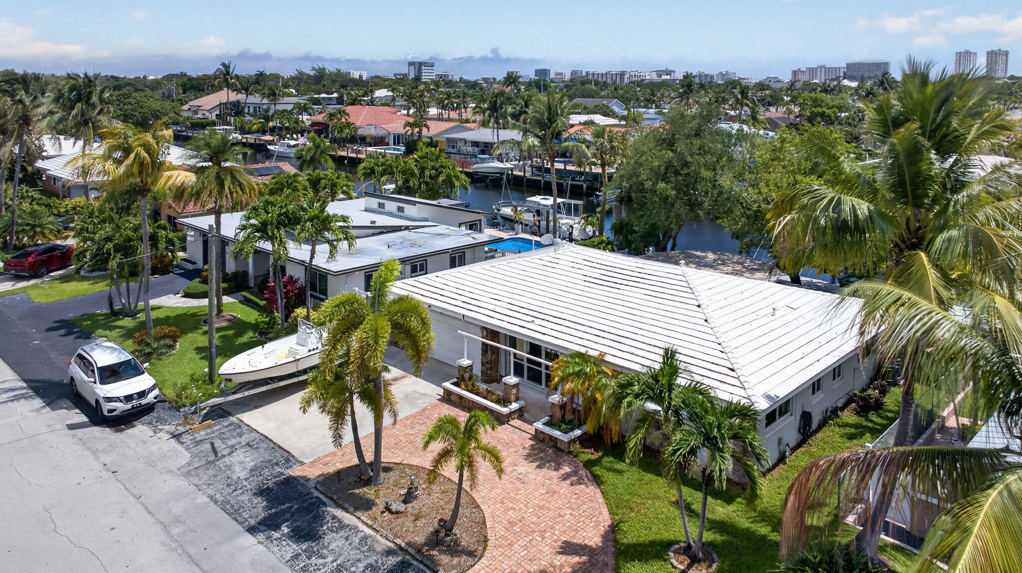 420 SE 14th Pompano Beach, FL 33060