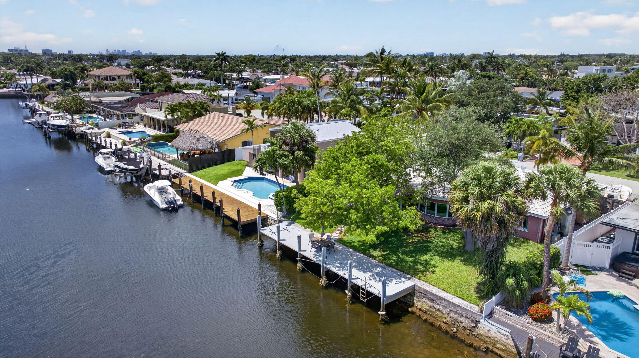 420 SE 14th Pompano Beach, FL 33060