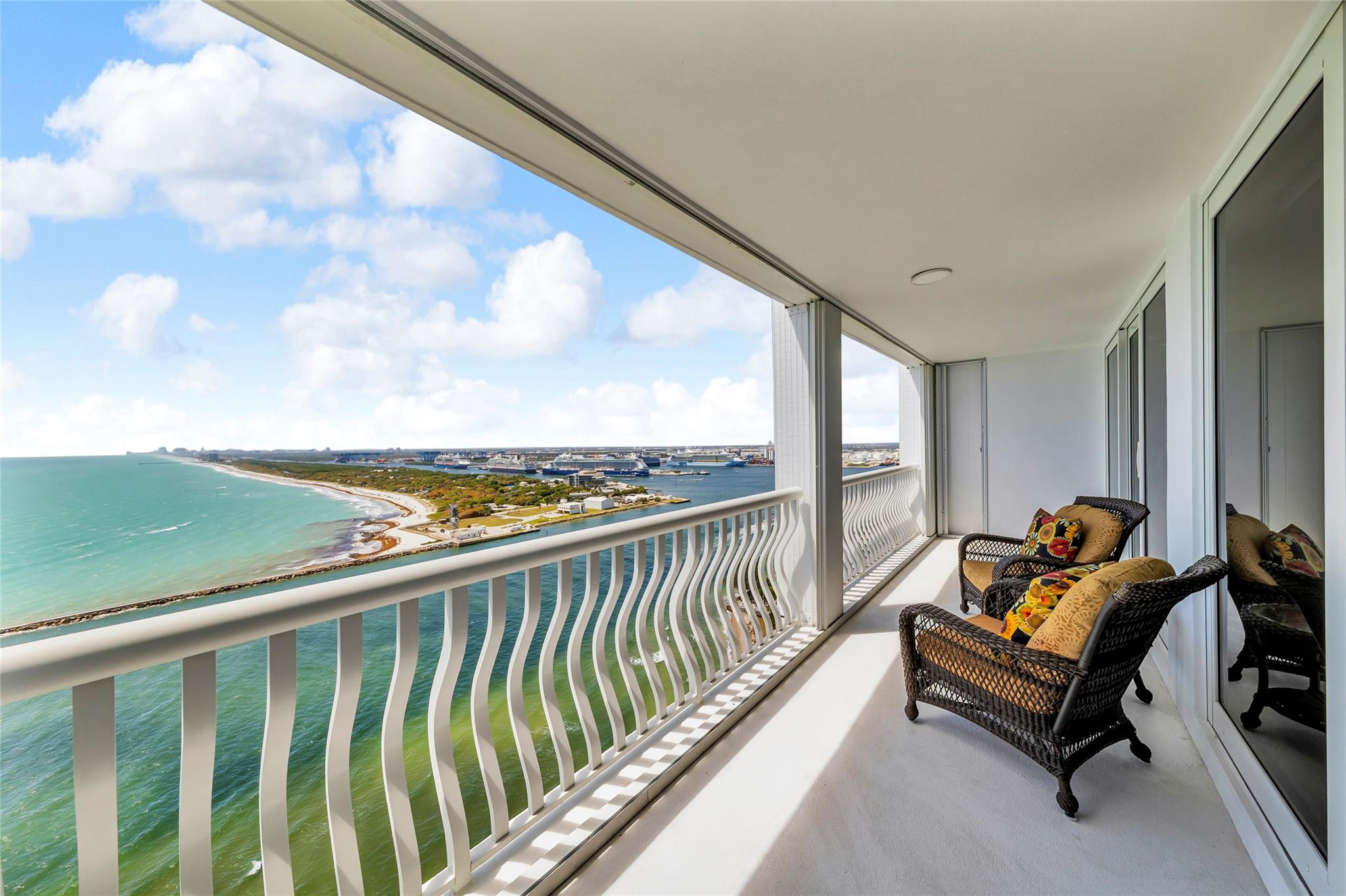 2200 S Ocean #2805 Fort Lauderdale, FL 33316