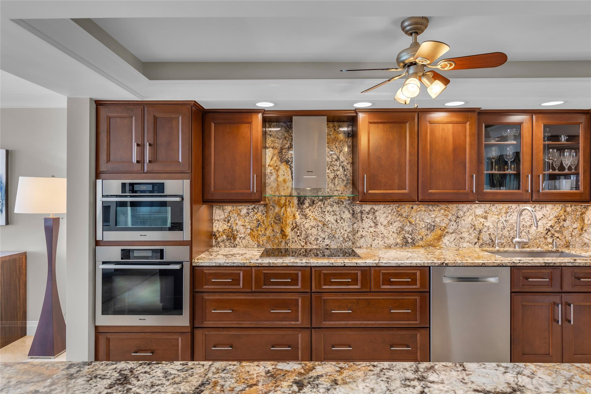 2200 S Ocean #2805 Fort Lauderdale, FL 33316