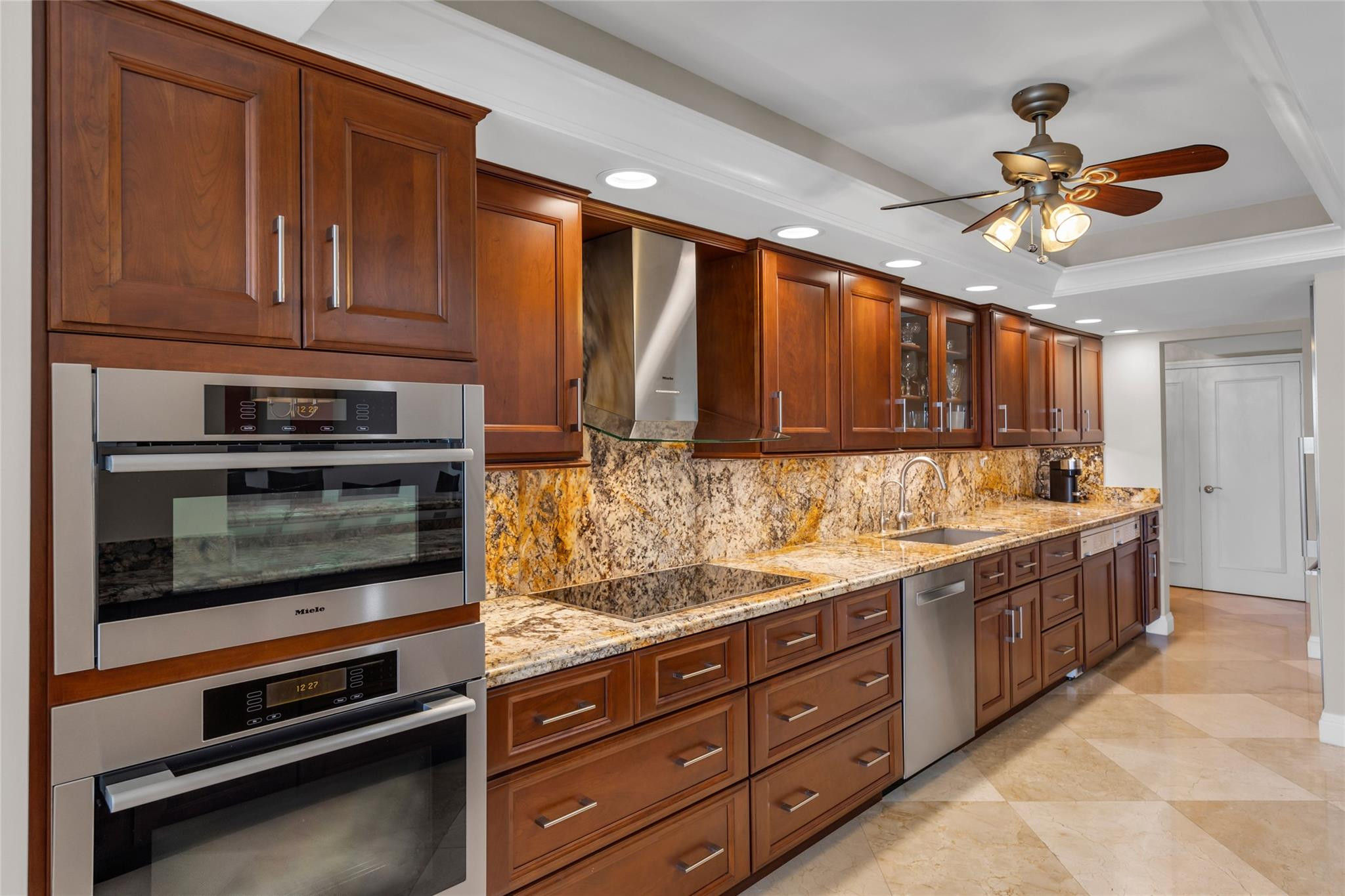 2200 S Ocean #2805 Fort Lauderdale, FL 33316