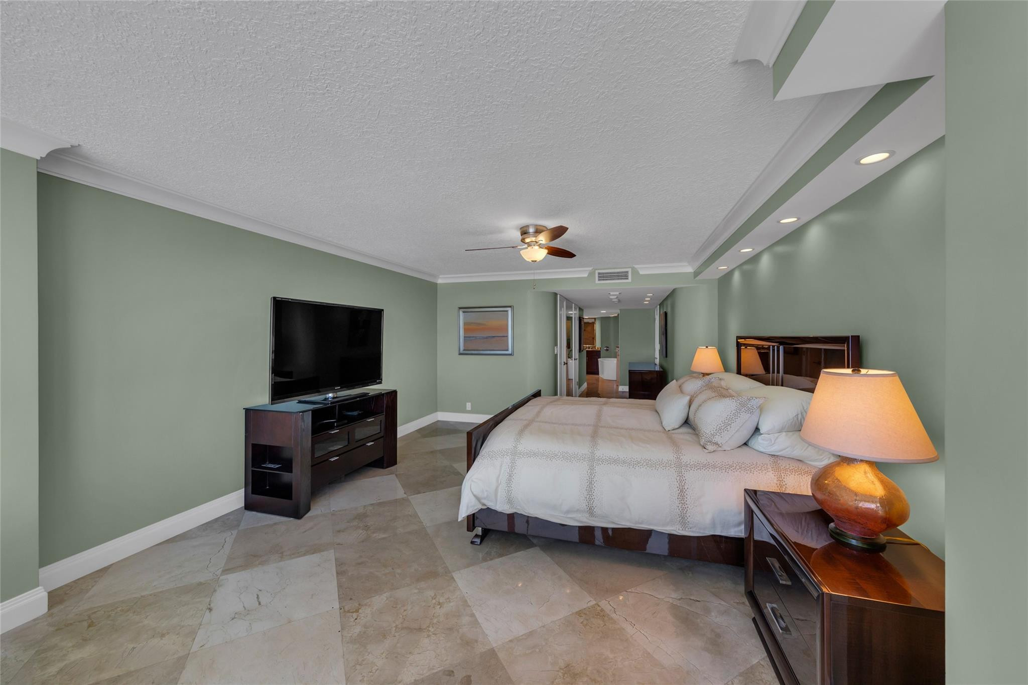 2200 S Ocean #2805 Fort Lauderdale, FL 33316