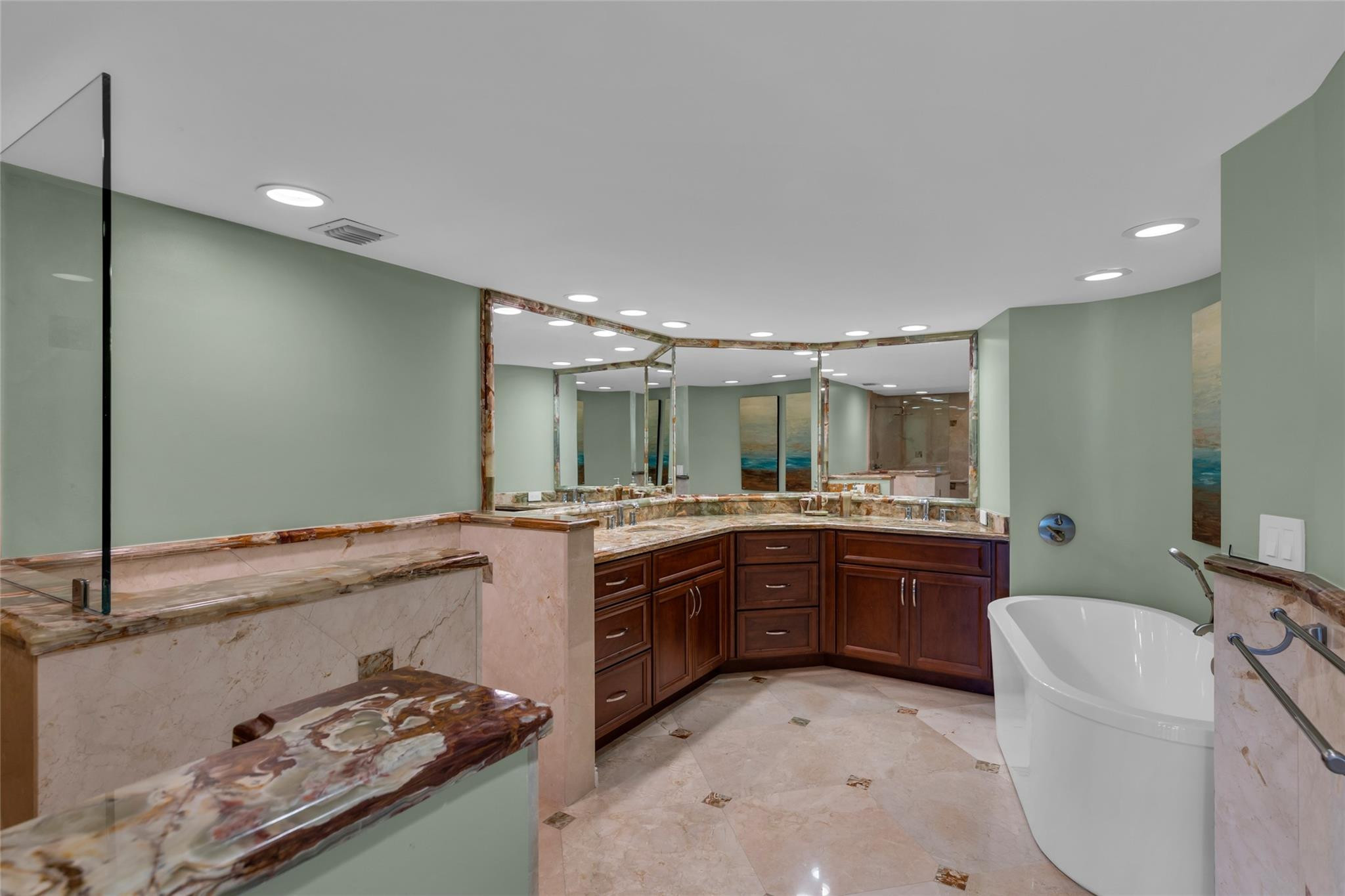 2200 S Ocean #2805 Fort Lauderdale, FL 33316