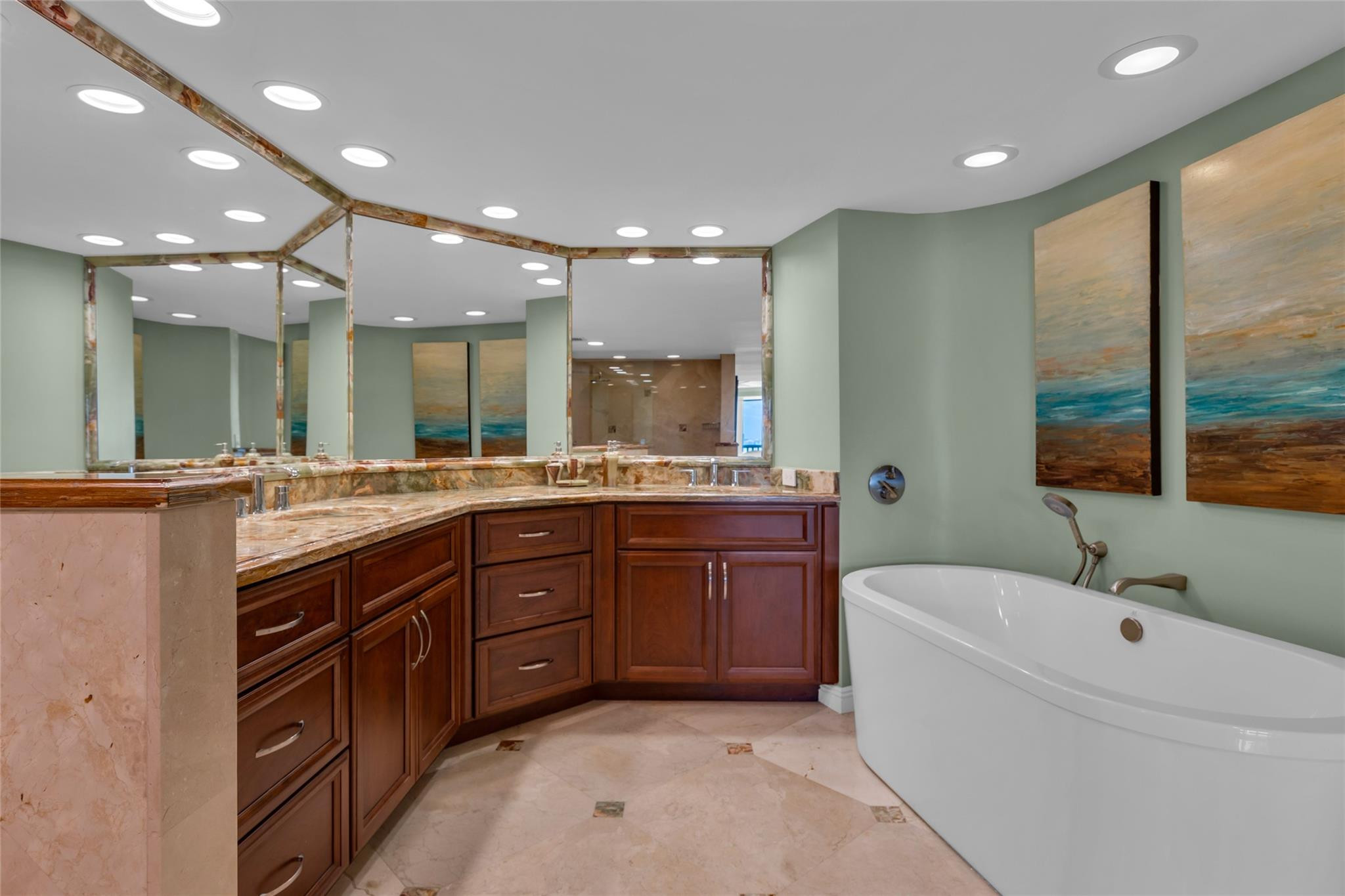 2200 S Ocean #2805 Fort Lauderdale, FL 33316