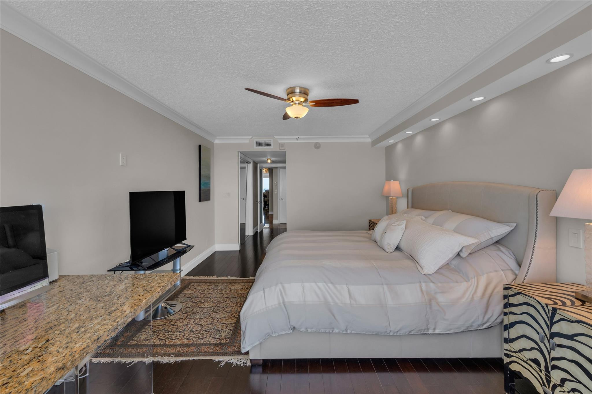 2200 S Ocean #2805 Fort Lauderdale, FL 33316