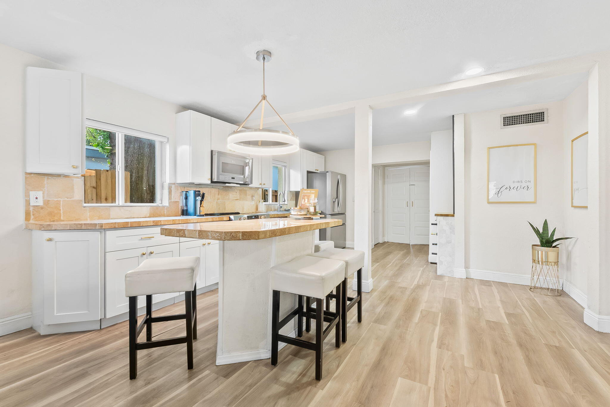 829 NE 17th