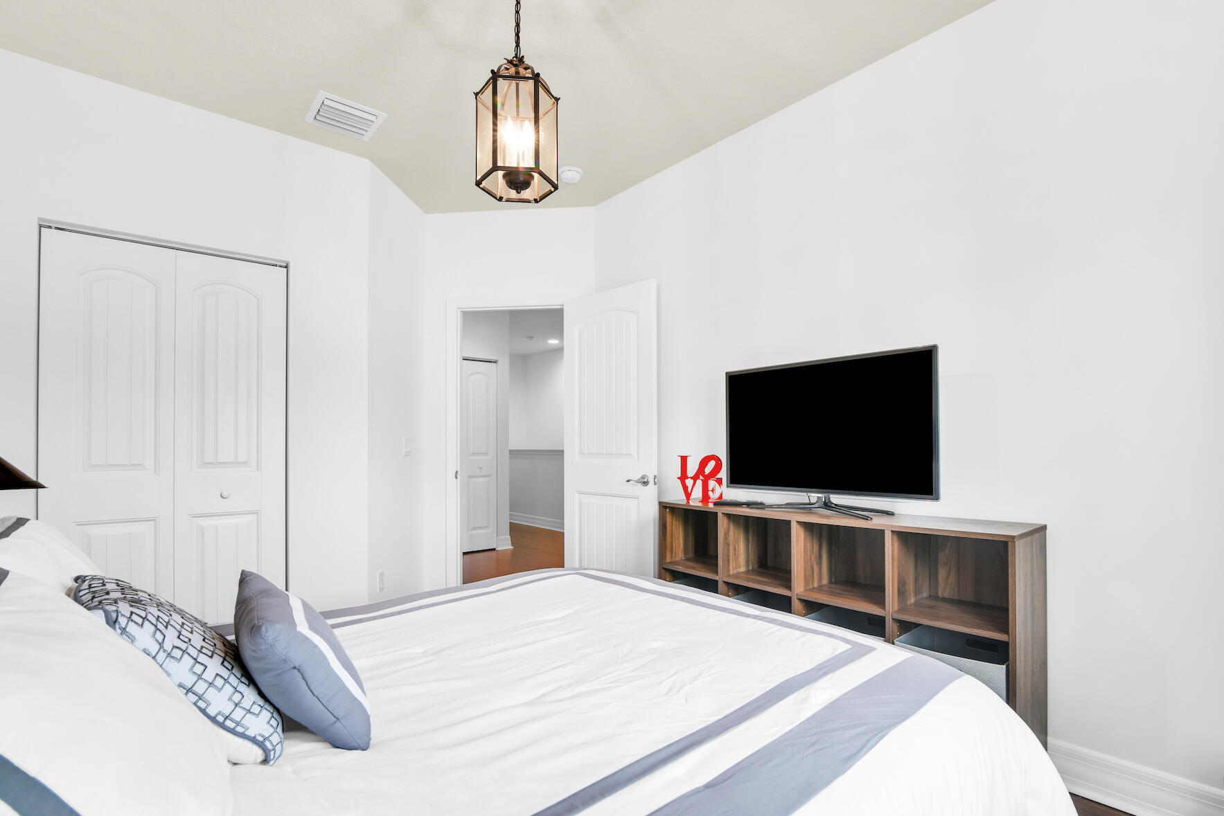 861 S Ocean Pompano Beach, FL 33062
