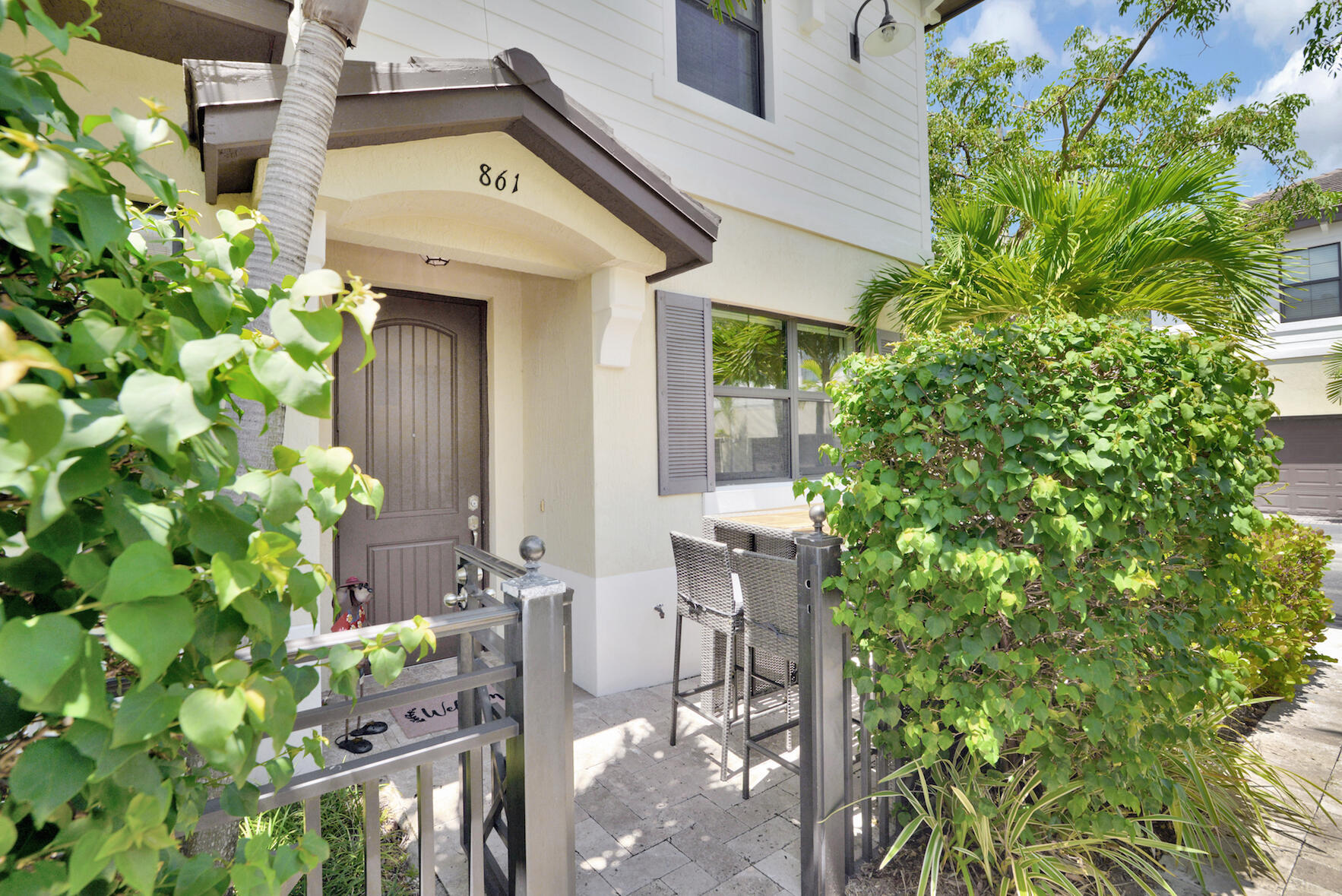861 S Ocean Pompano Beach, FL 33062