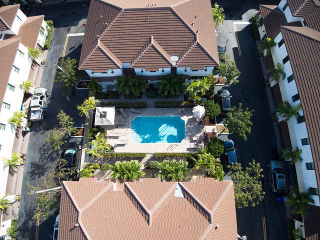 861 S Ocean Pompano Beach, FL 33062