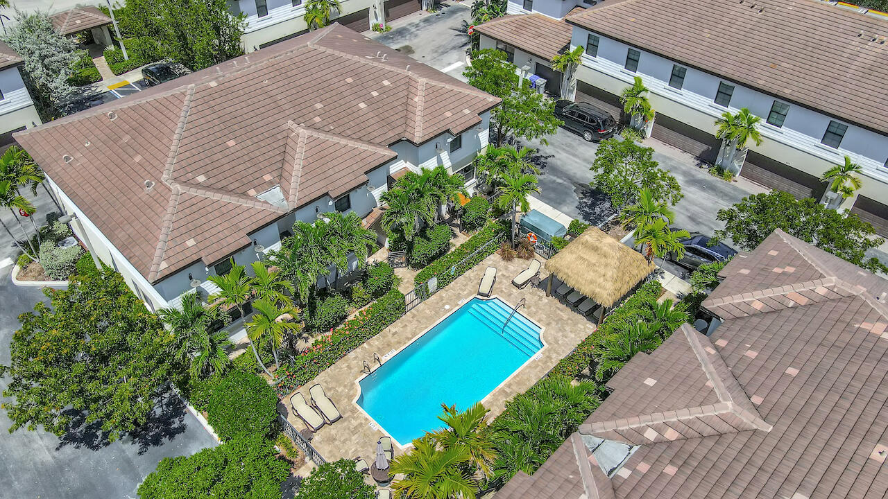 861 S Ocean Pompano Beach, FL 33062