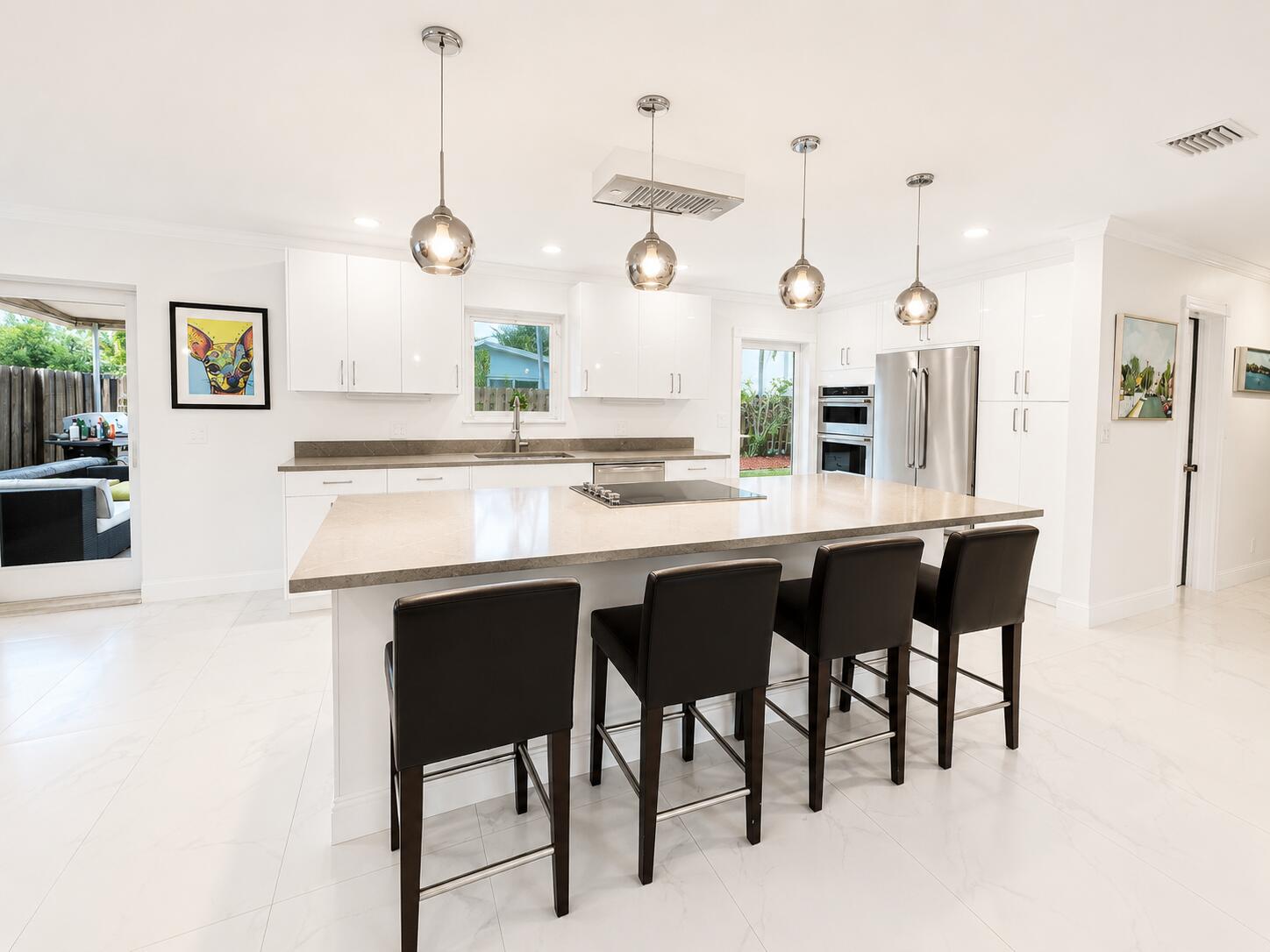 301 NW 26th Wilton Manors, FL 33311