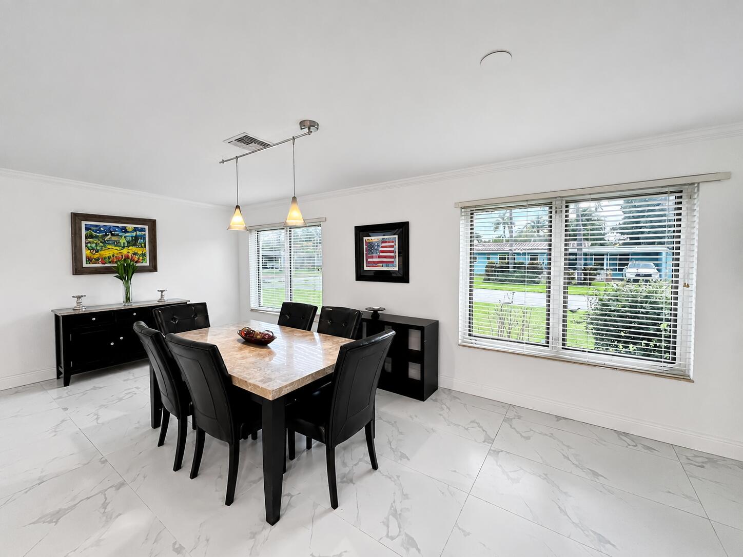 301 NW 26th Wilton Manors, FL 33311