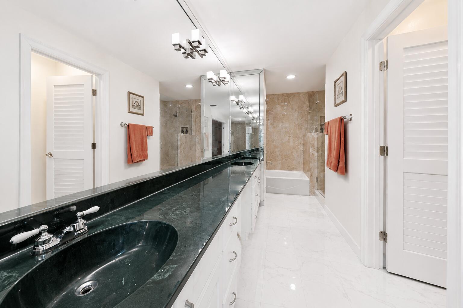 301 NW 26th Wilton Manors, FL 33311