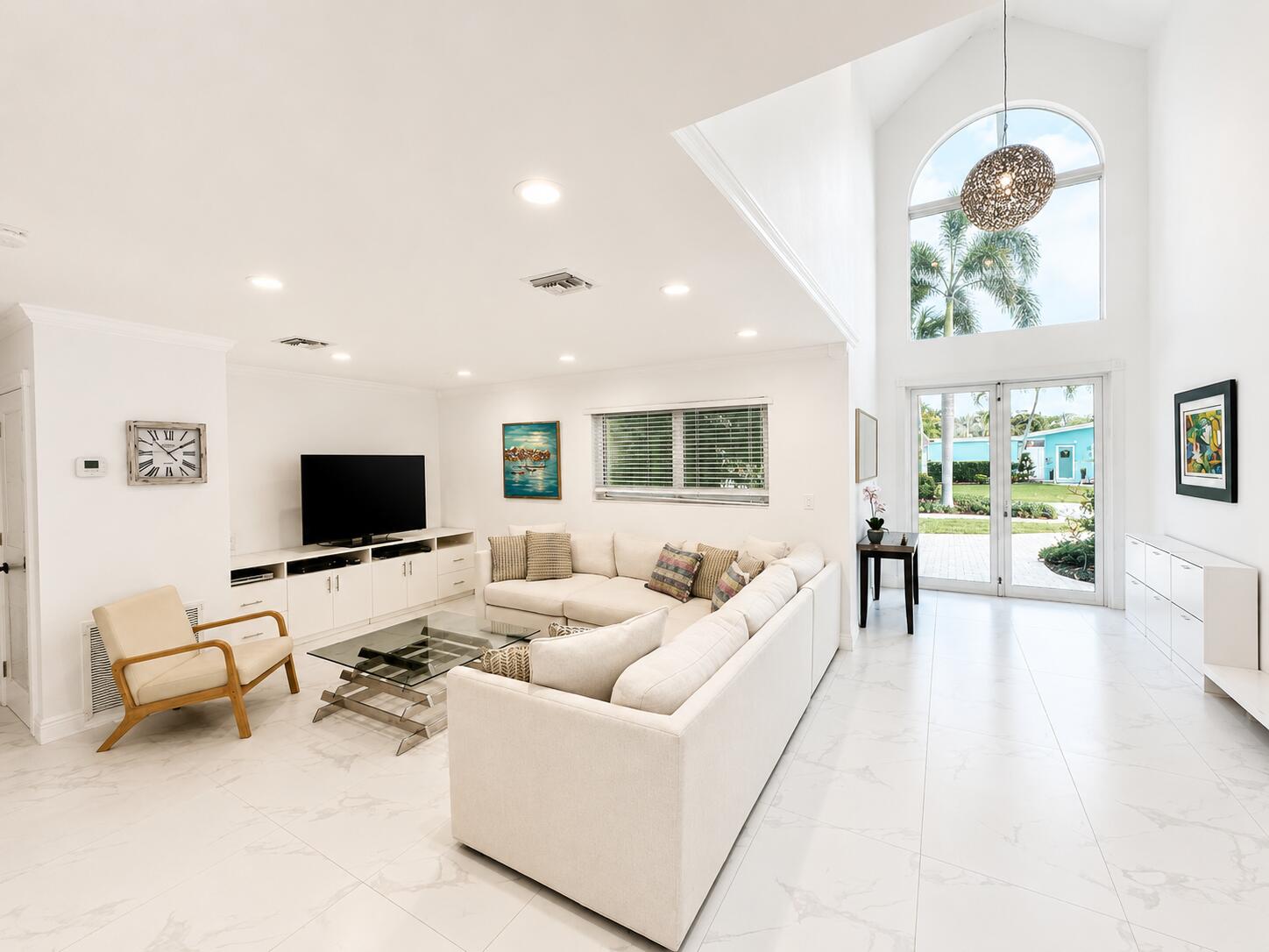 301 NW 26th Wilton Manors, FL 33311