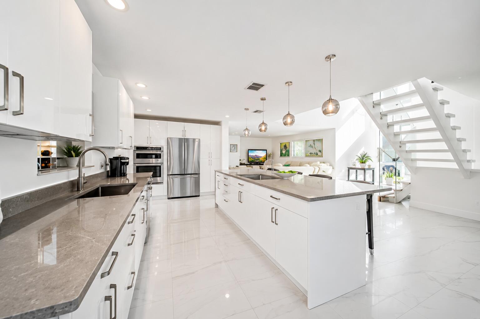 301 NW 26th Wilton Manors, FL 33311