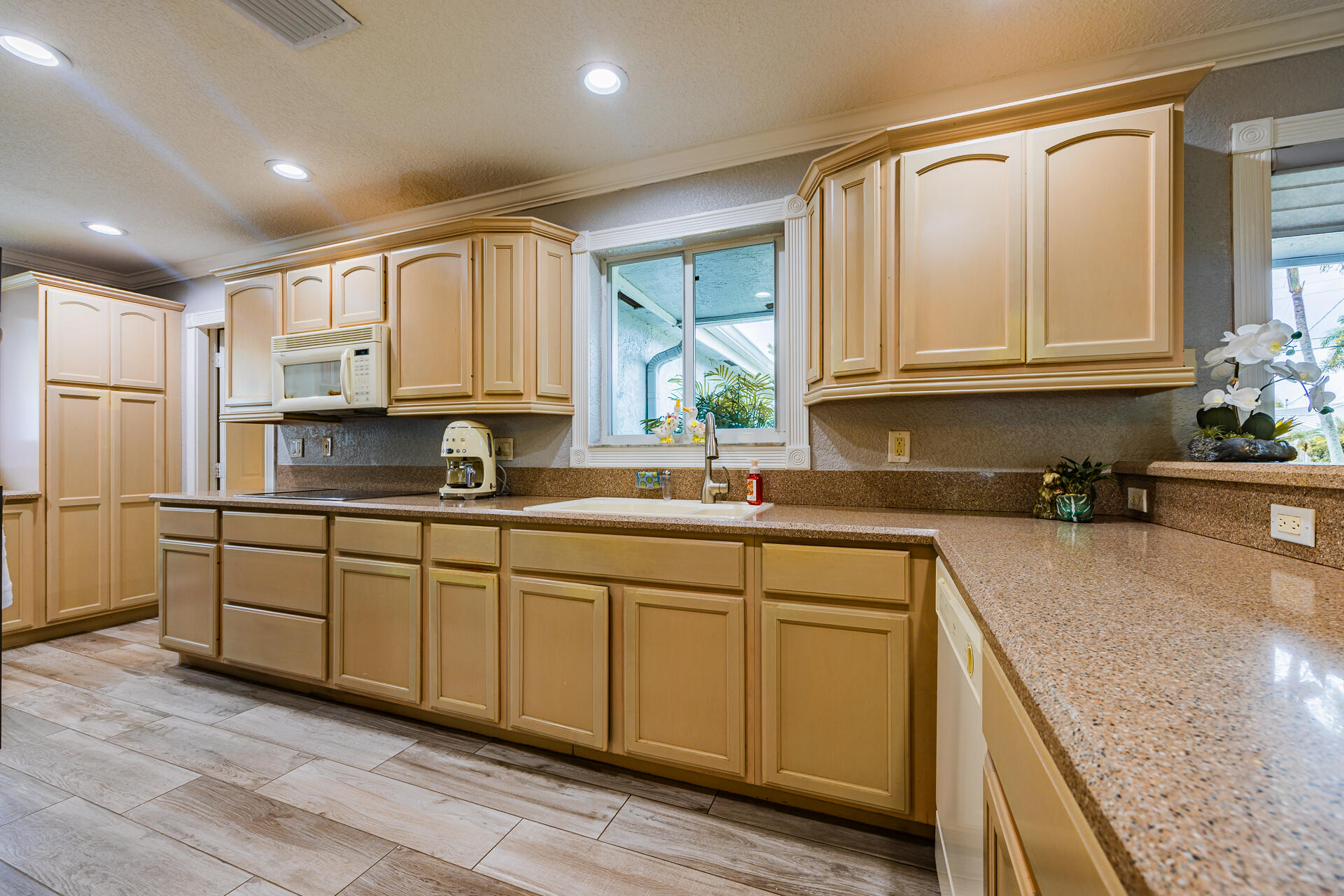 801 SE 5th Pompano Beach, FL 33060