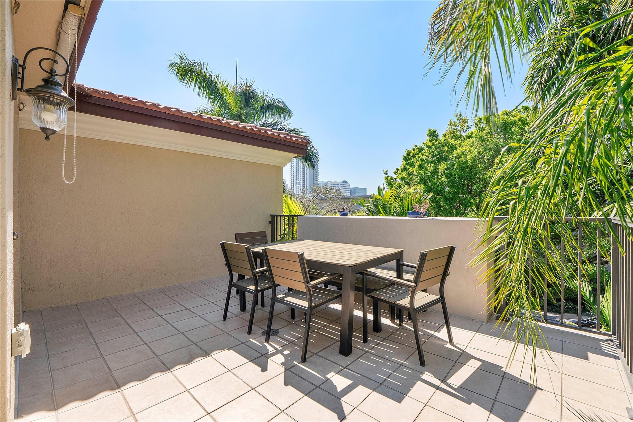 430 NE 7th #430 Fort Lauderdale, FL 33301