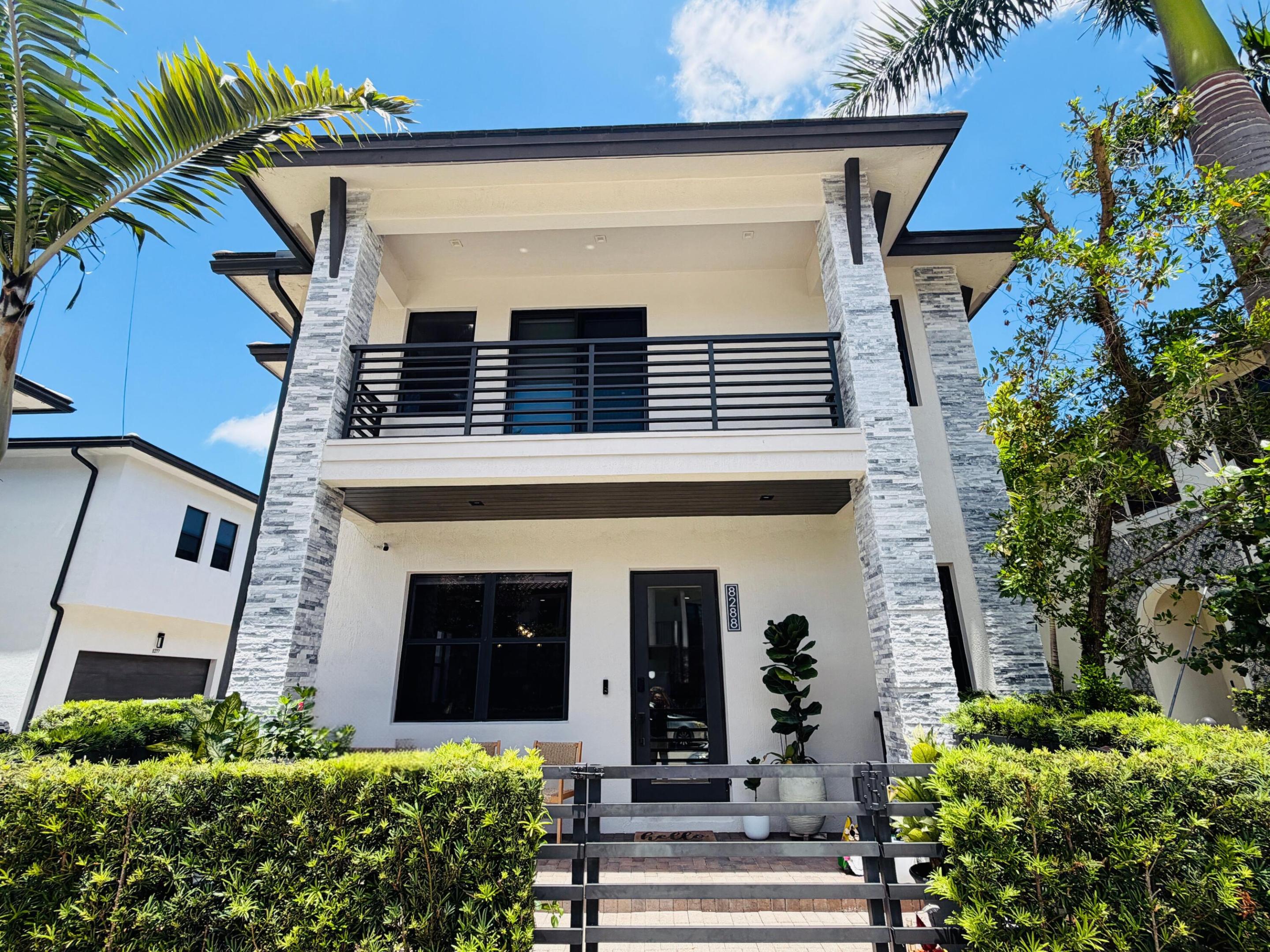 8288 NW 44th Doral, FL 33166