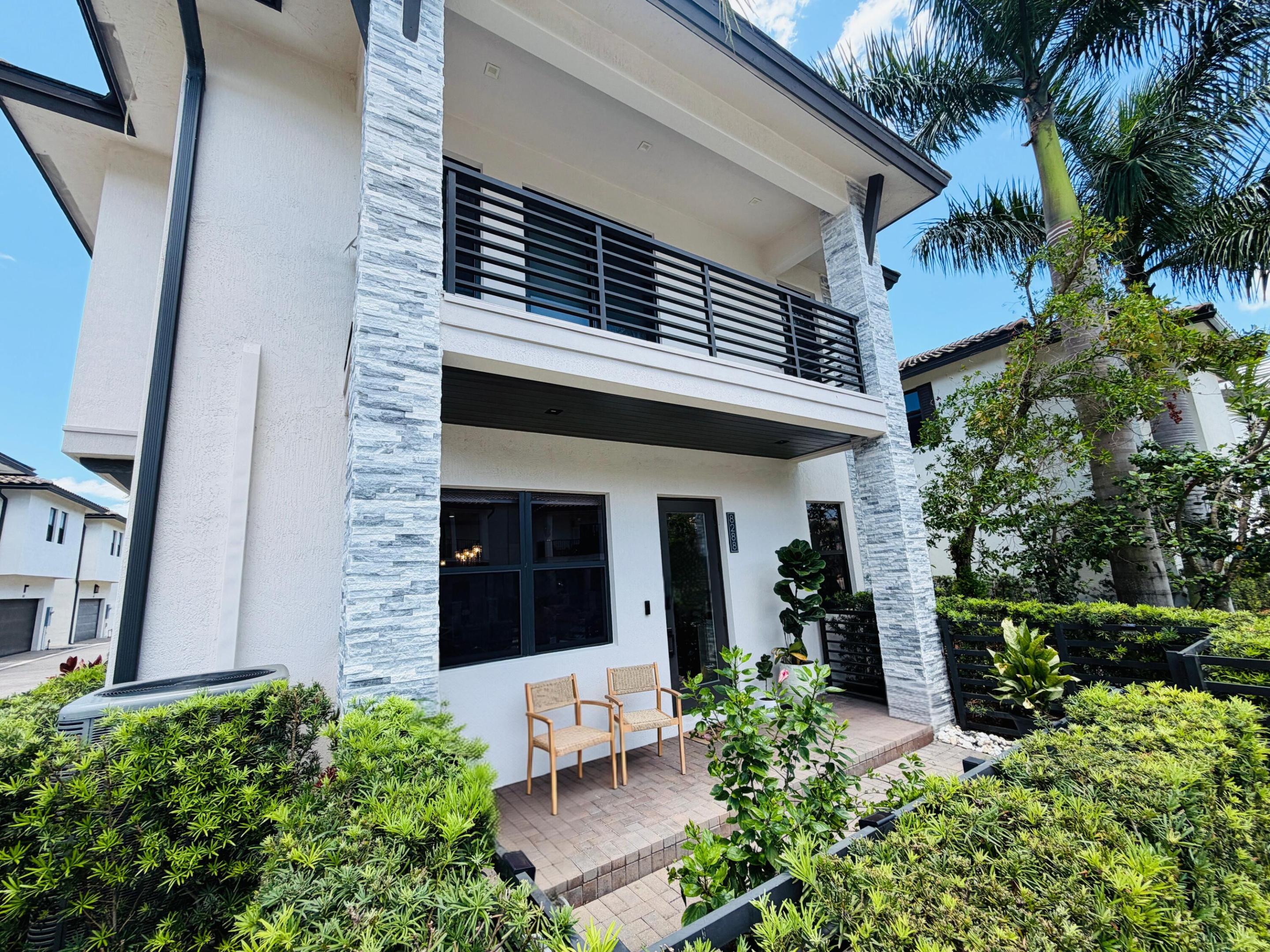 8288 NW 44th Doral, FL 33166