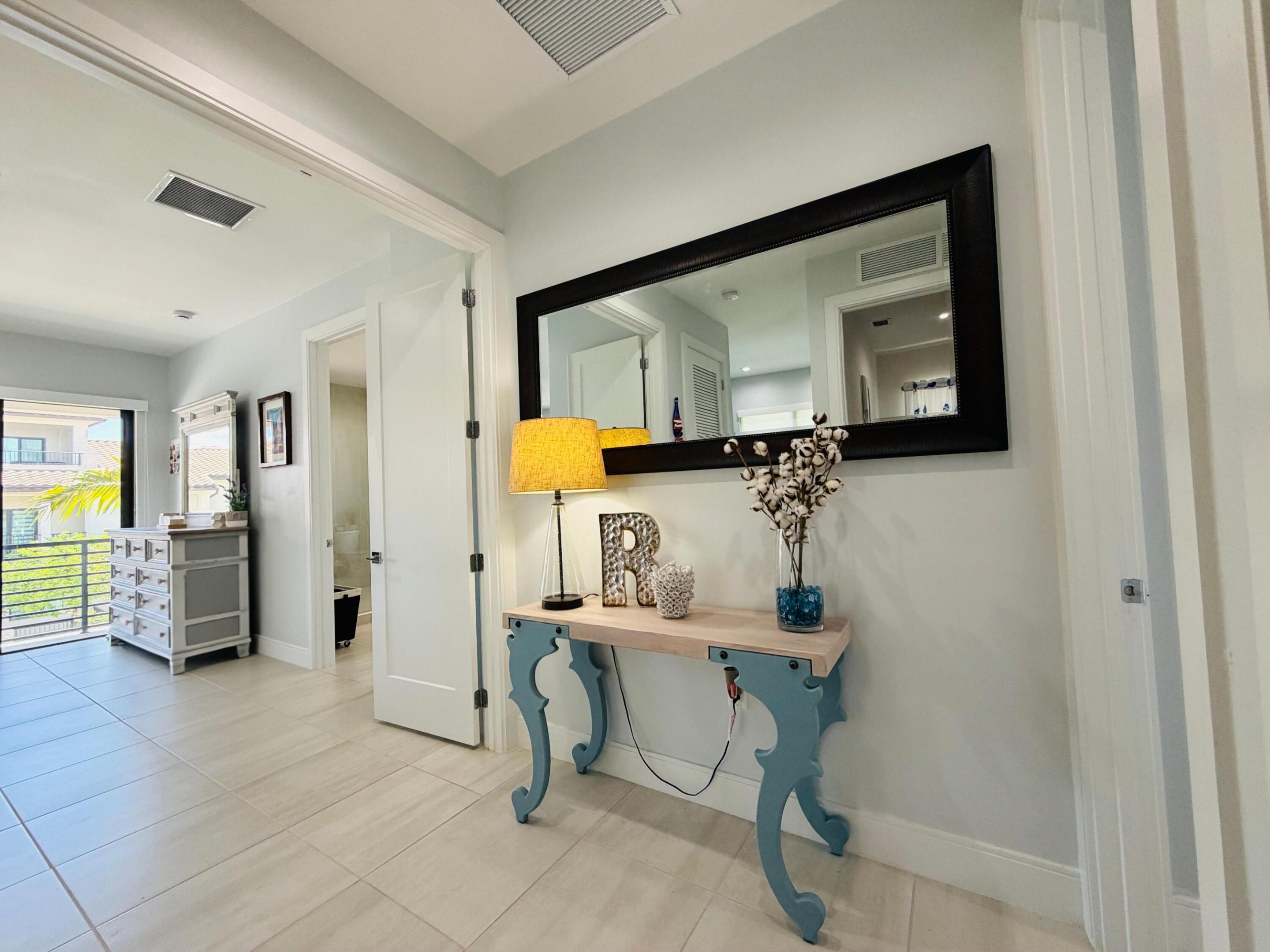 8288 NW 44th Doral, FL 33166