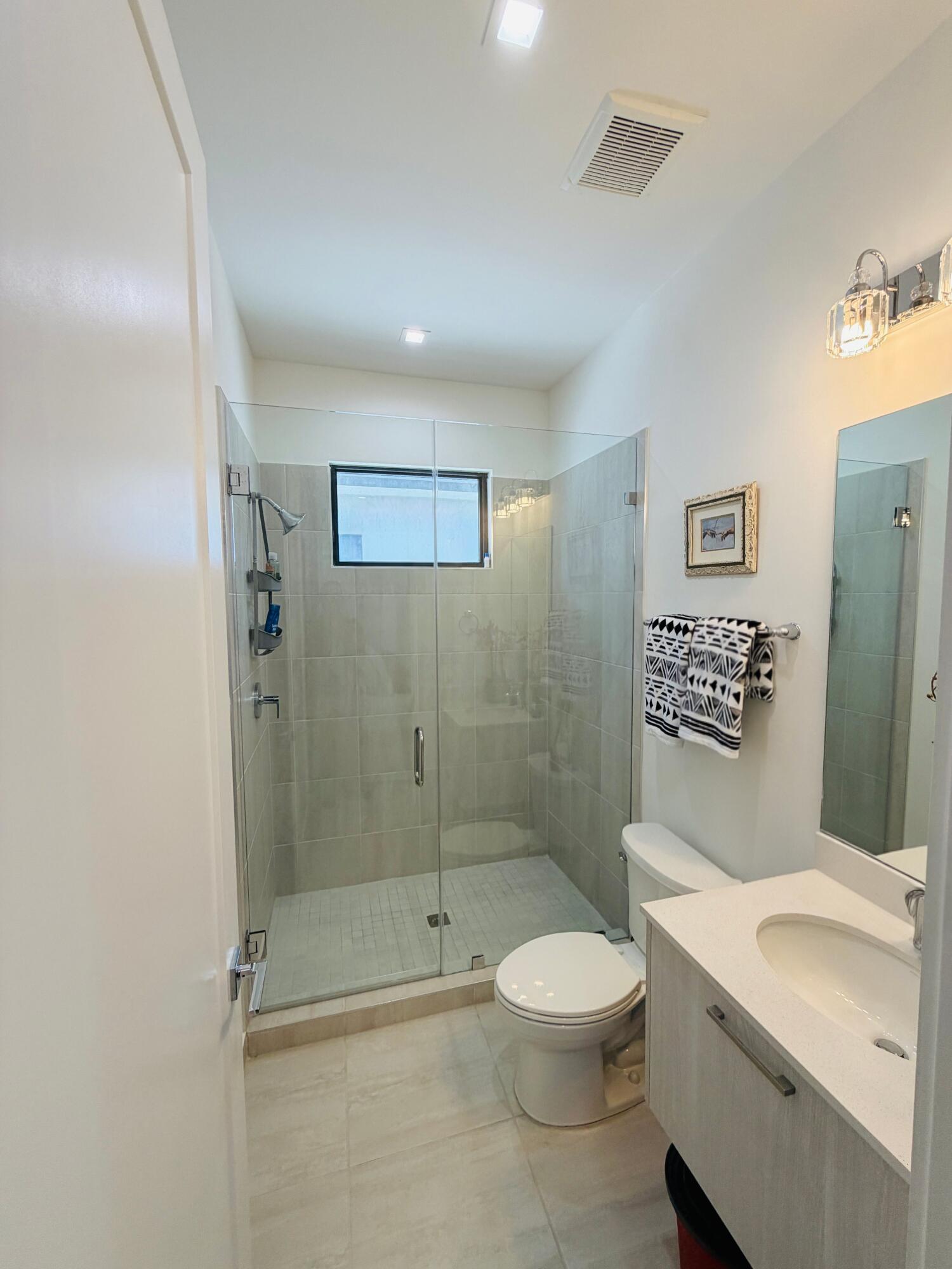 8288 NW 44th Doral, FL 33166