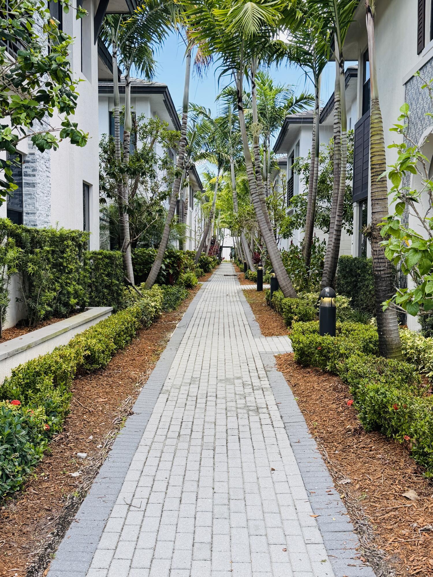 8288 NW 44th Doral, FL 33166