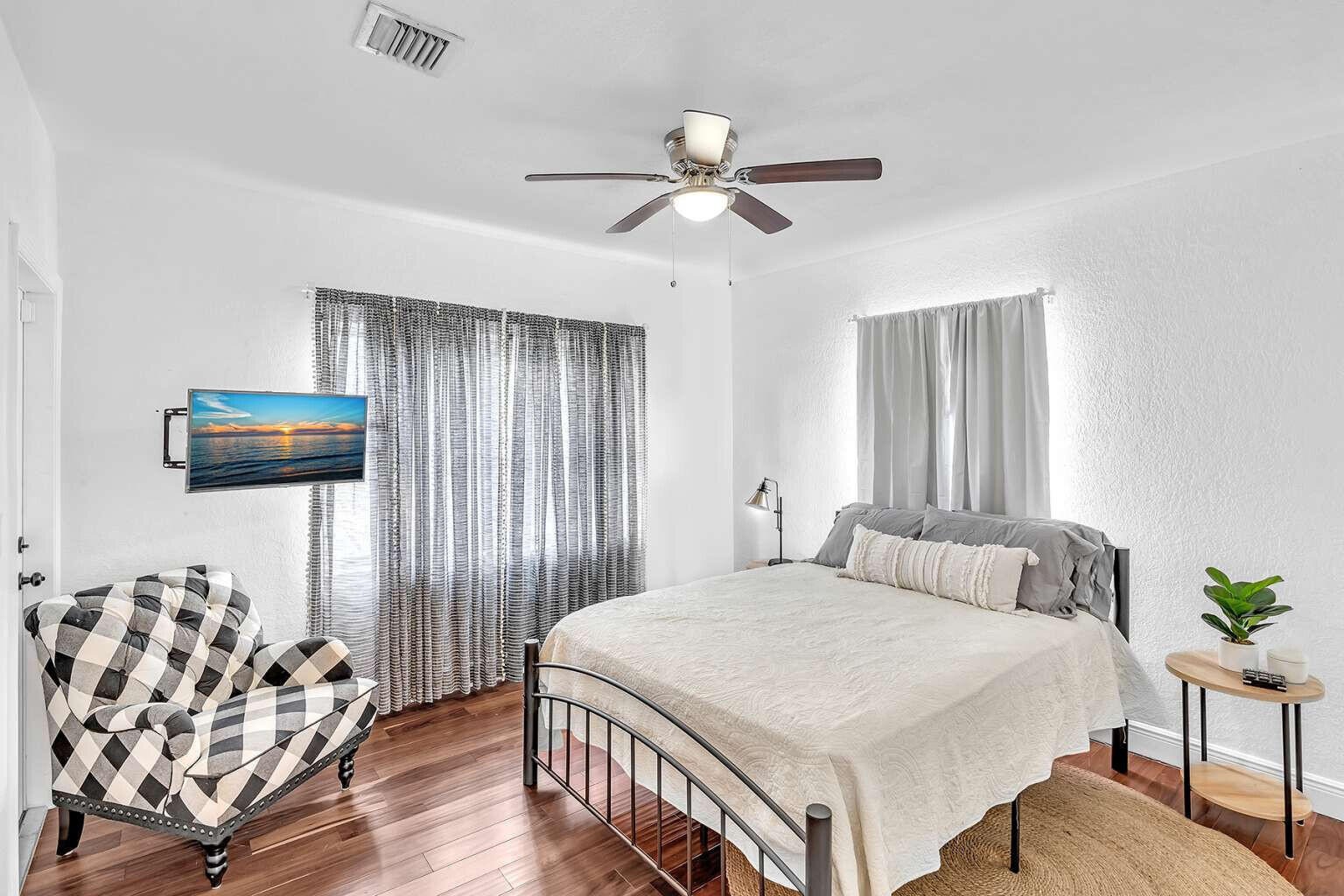 784 NE 81st Miami, FL 33138