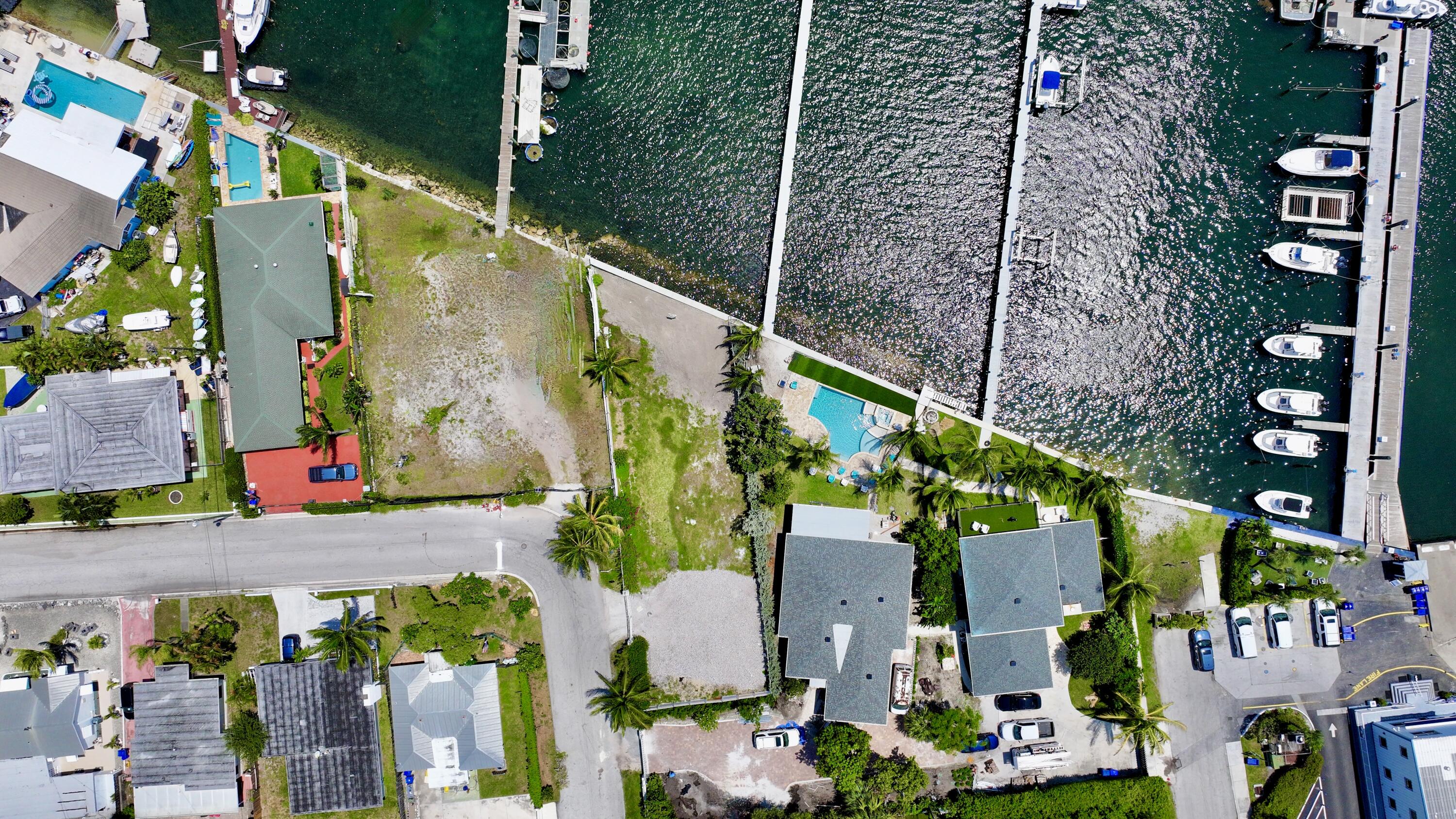 265 E 23rd Riviera Beach, FL 33404
