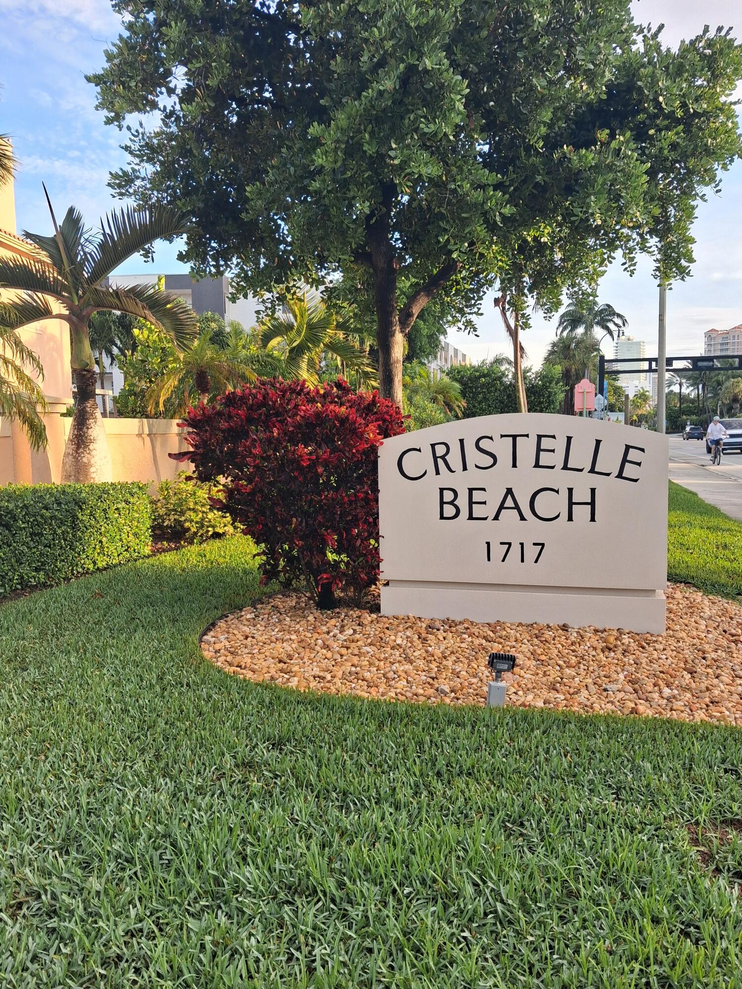 1717 S Ocean Blvd #21