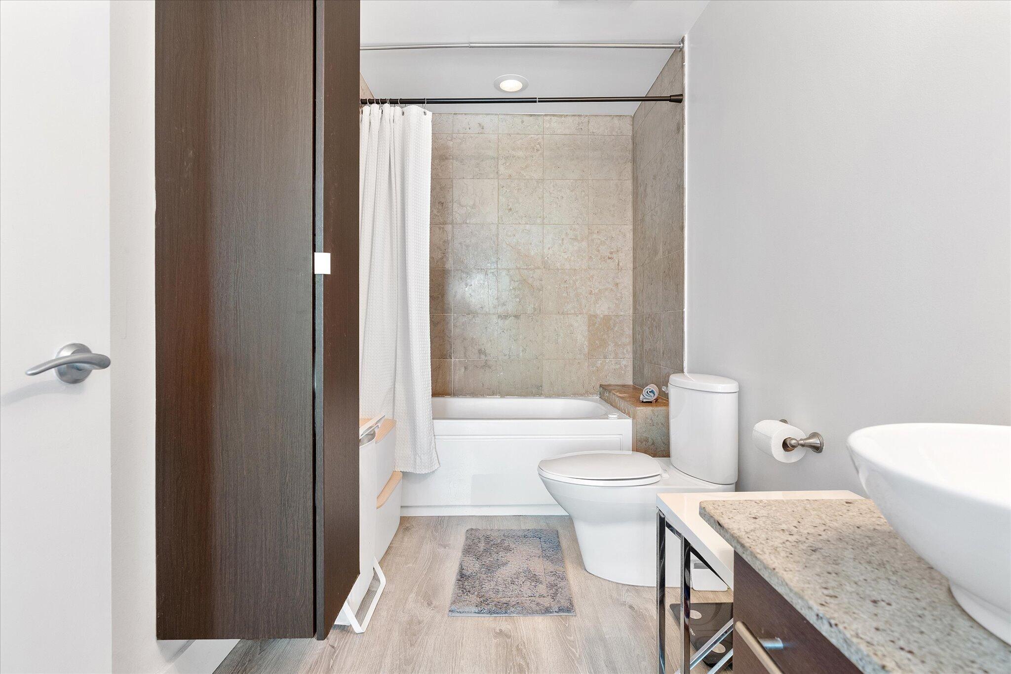 image Uptown Marina Lofts20