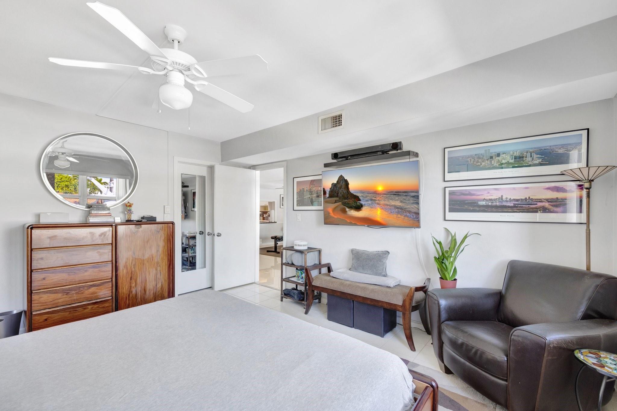 3111 NE 51st St #205 Fort Lauderdale, FL 33308