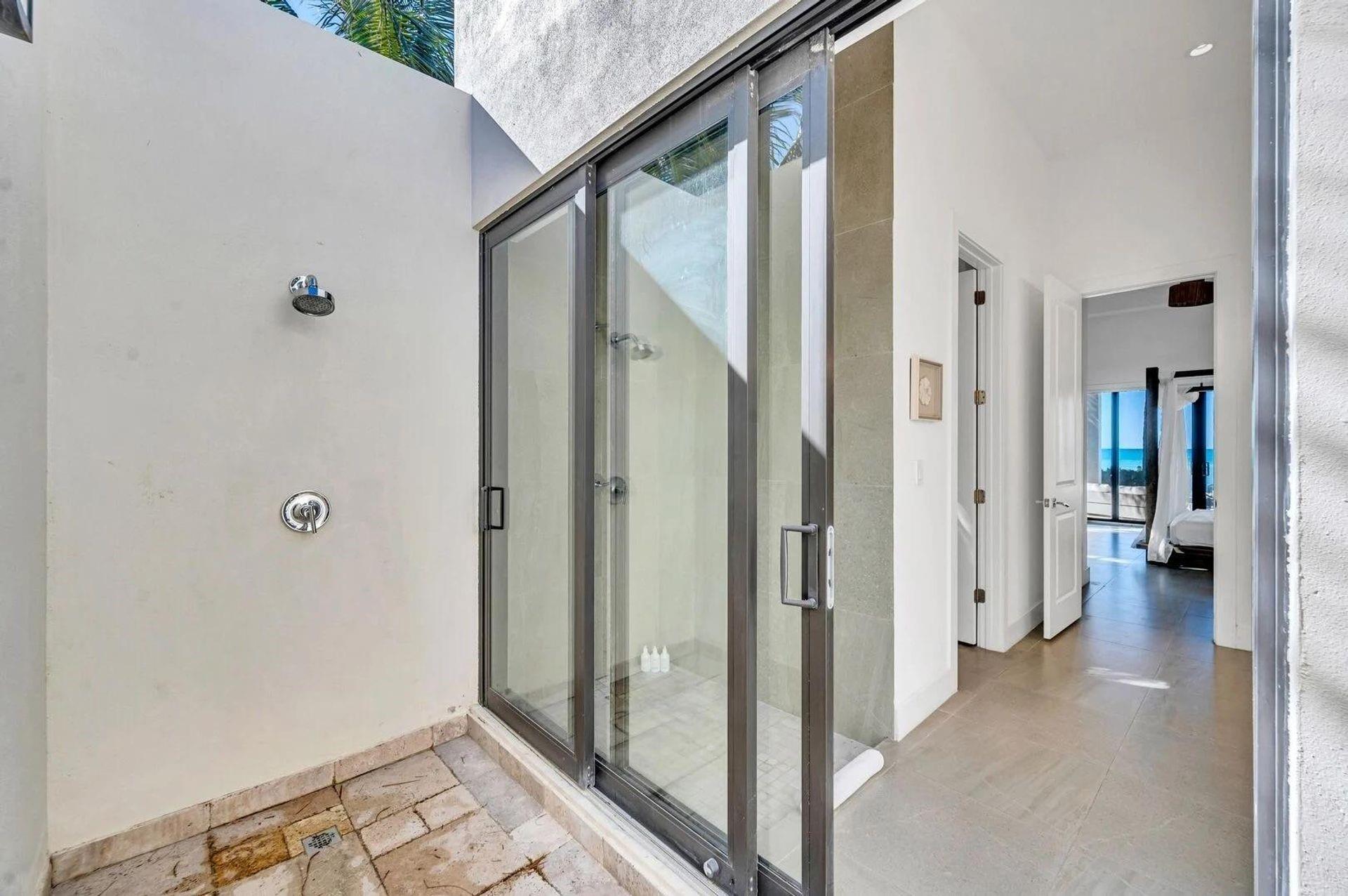 2404 Blue Lagoon Other, FL 0