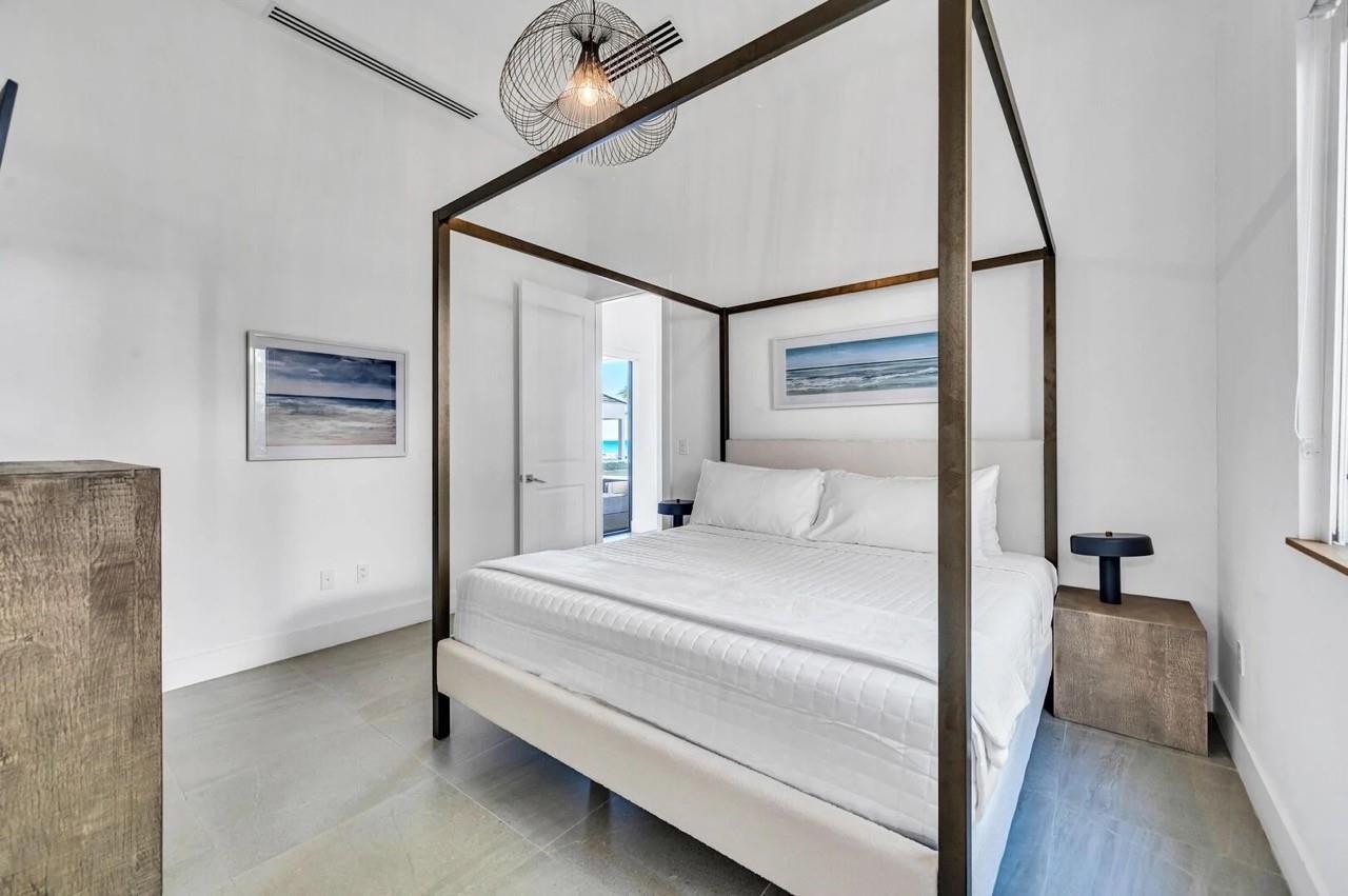 2404 Blue Lagoon Other, FL 0