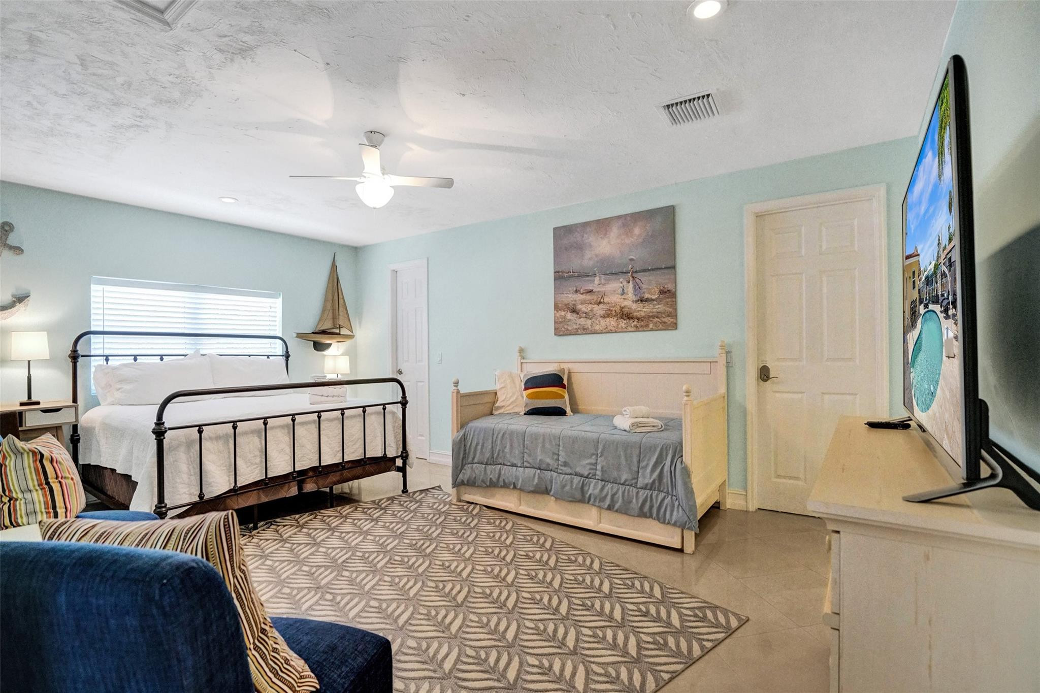 2051 Coral Reef Pompano Beach, FL 33062