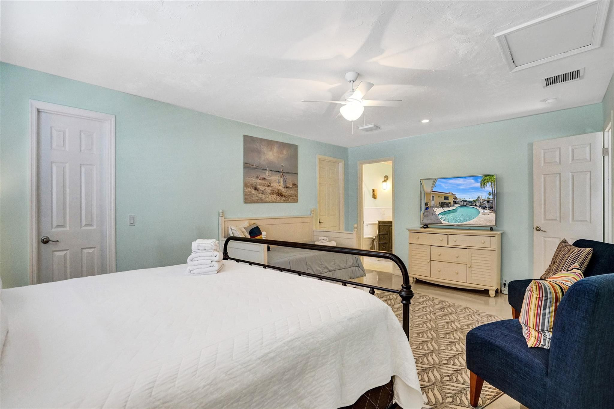 2051 Coral Reef Pompano Beach, FL 33062