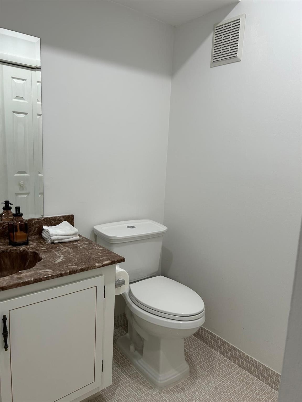 16325 Golf Clb Rd #109 Weston, FL 33326