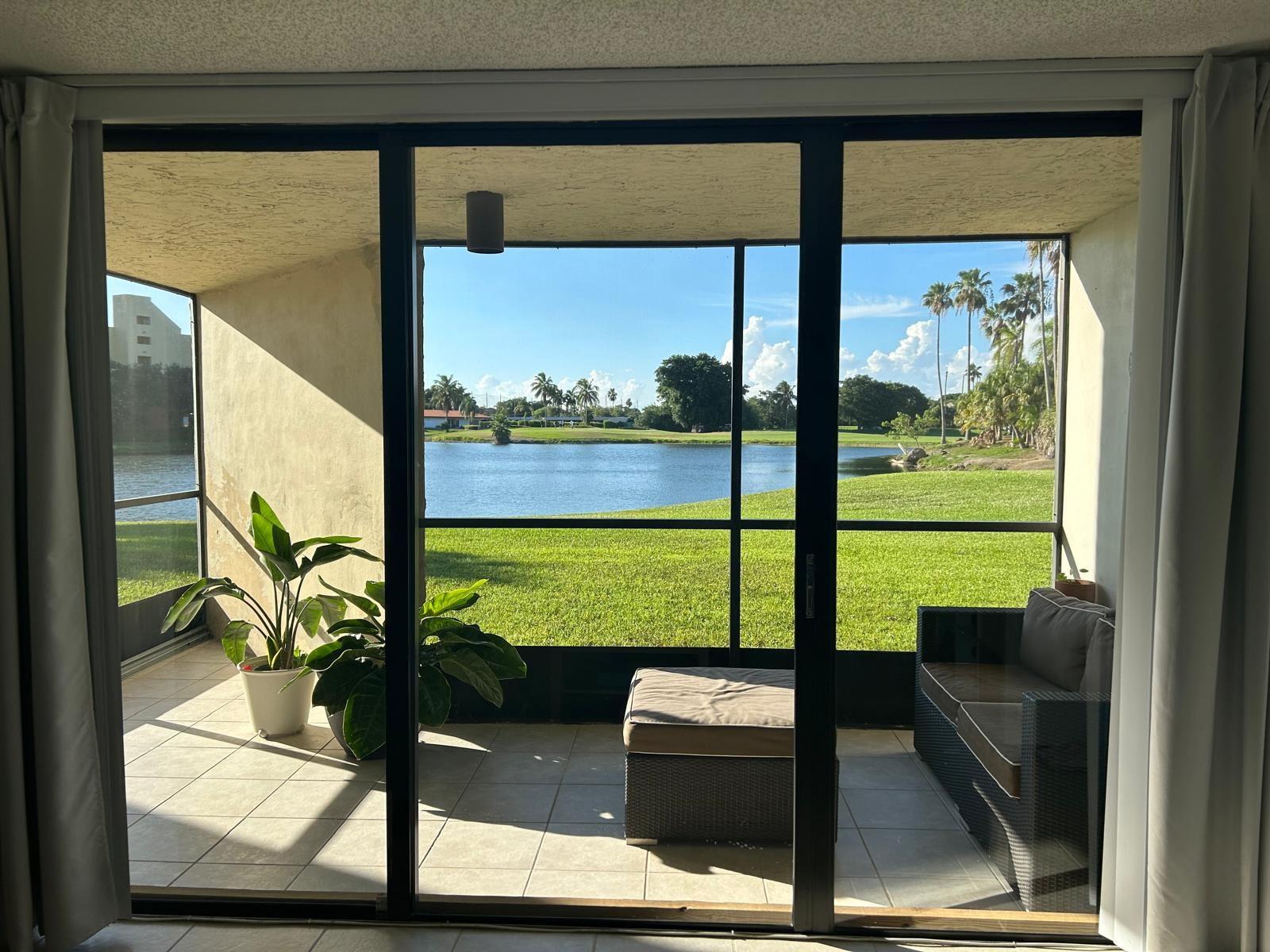 16325 Golf Clb Rd #109 Weston, FL 33326