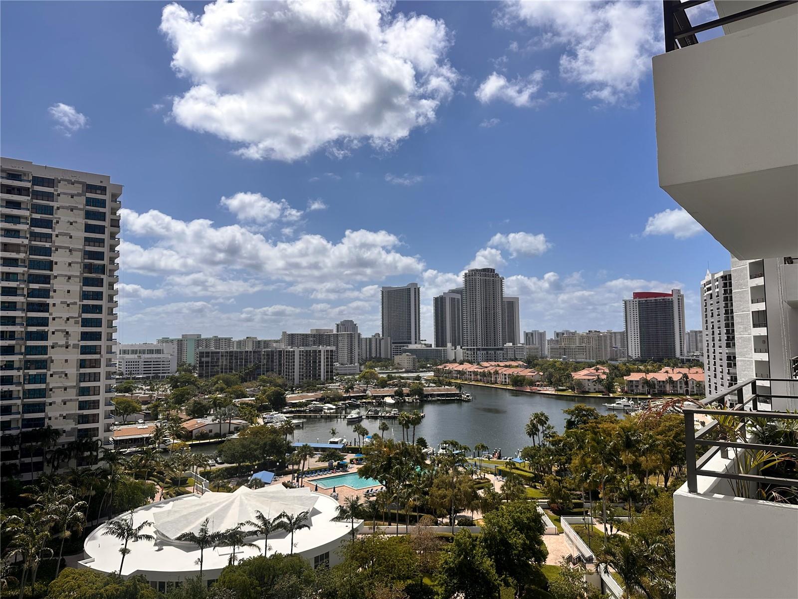 600 Three Iss Blvd #1015