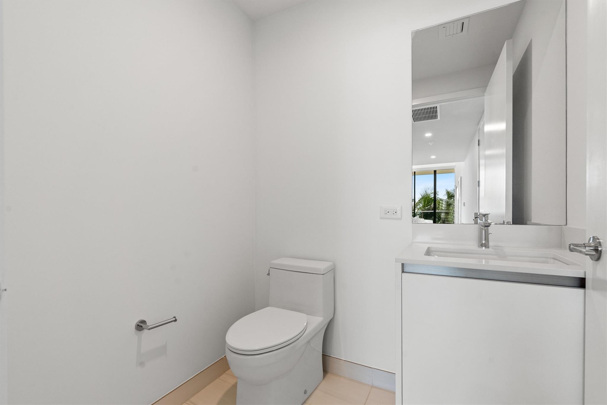 900 N Ocean Blvd #301 Pompano Beach, FL 33062