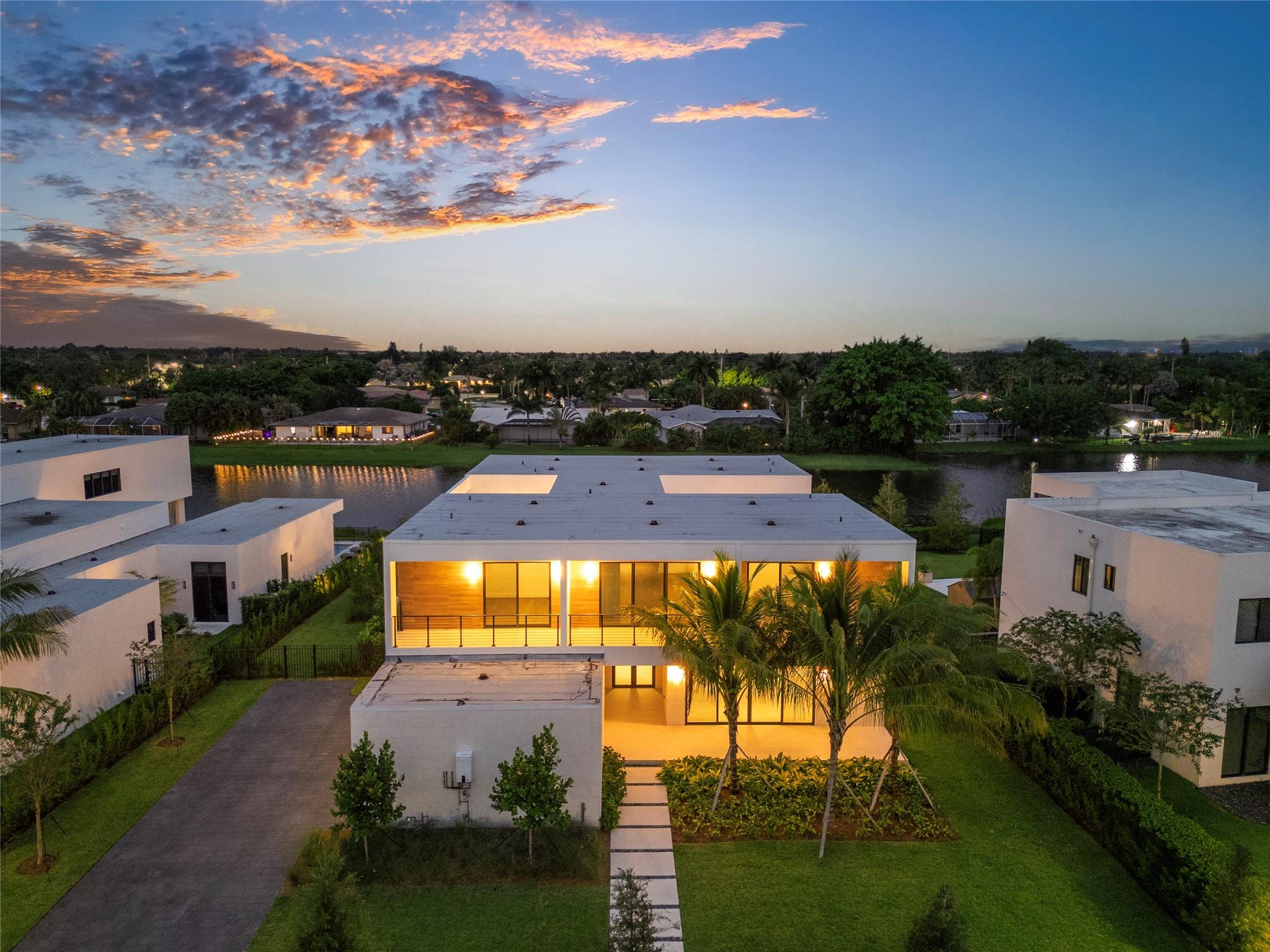 16722 S Botaniko Dr S Weston, FL 33326 16722 S Botaniko Dr S Weston, FL 33326